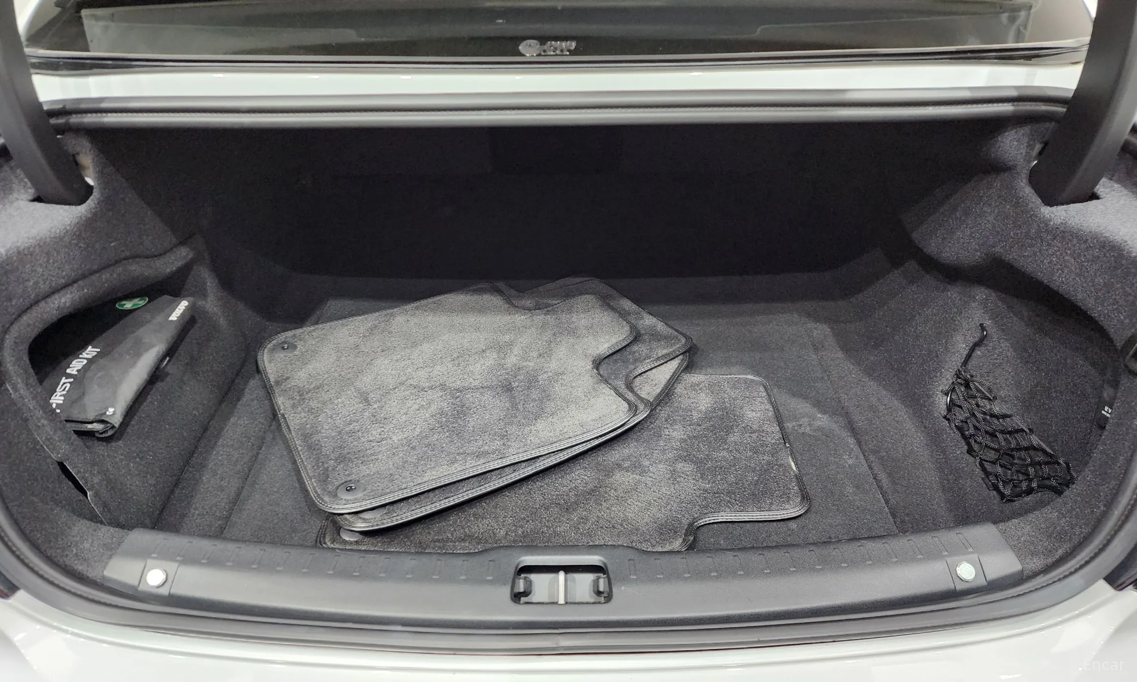 Volvo S90 превью 17