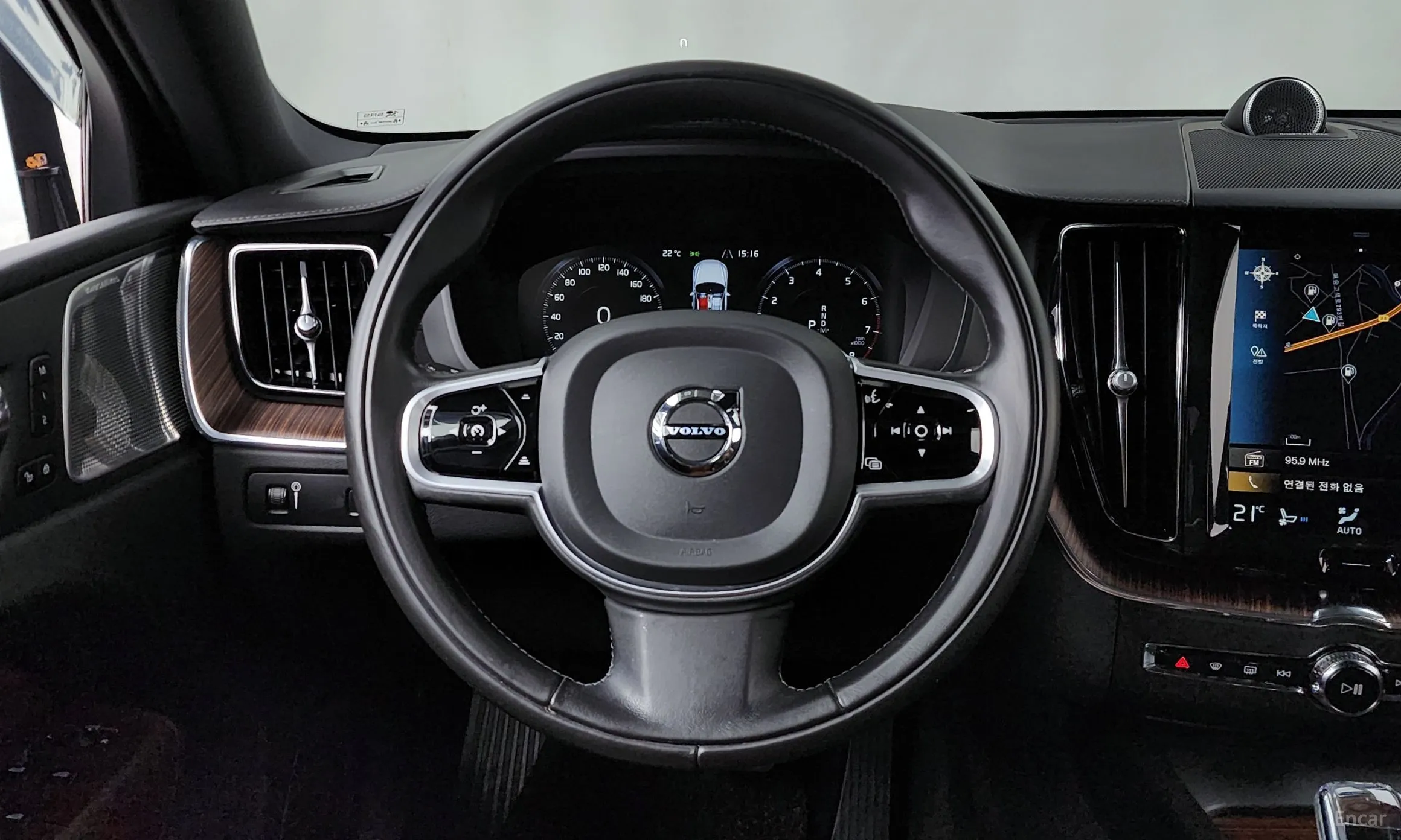 Volvo XC60 Gen 2 превью 13
