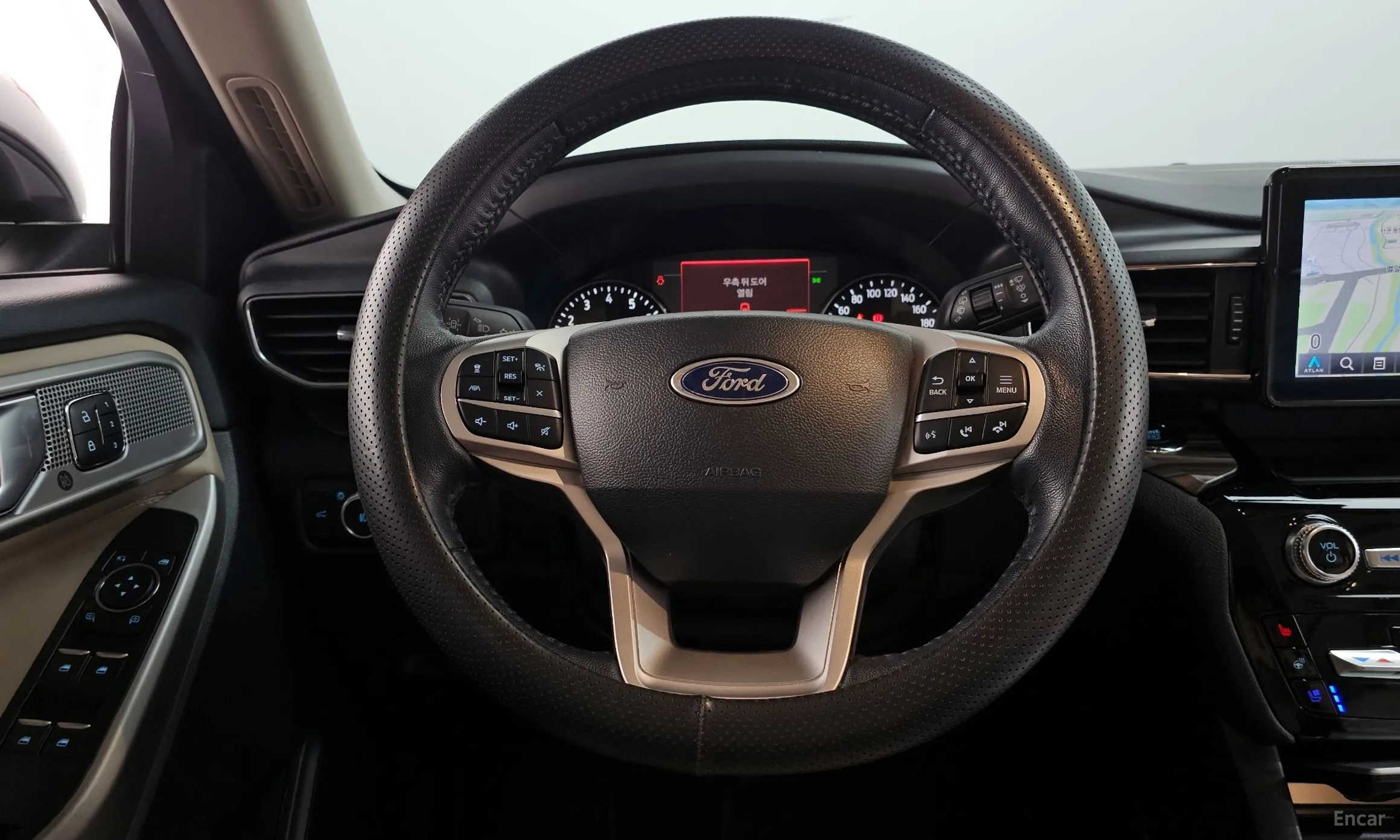 Ford Explorer 6th Generation превью 13