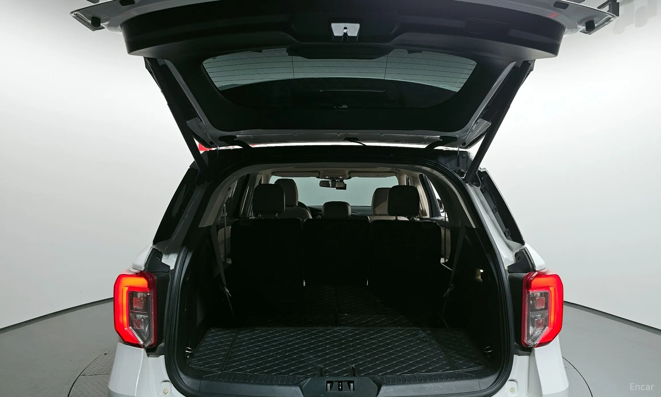Ford Explorer 6th Generation превью 20