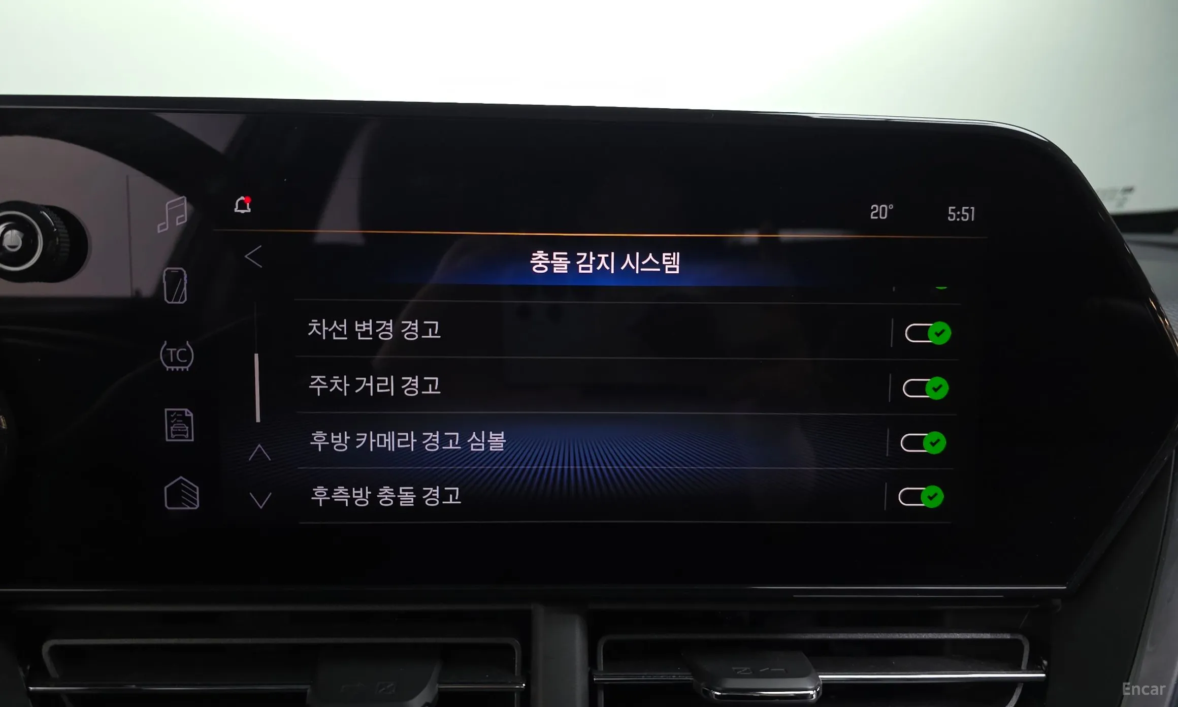 Chevrolet (GM Daewoo) Trax Crossover превью 16
