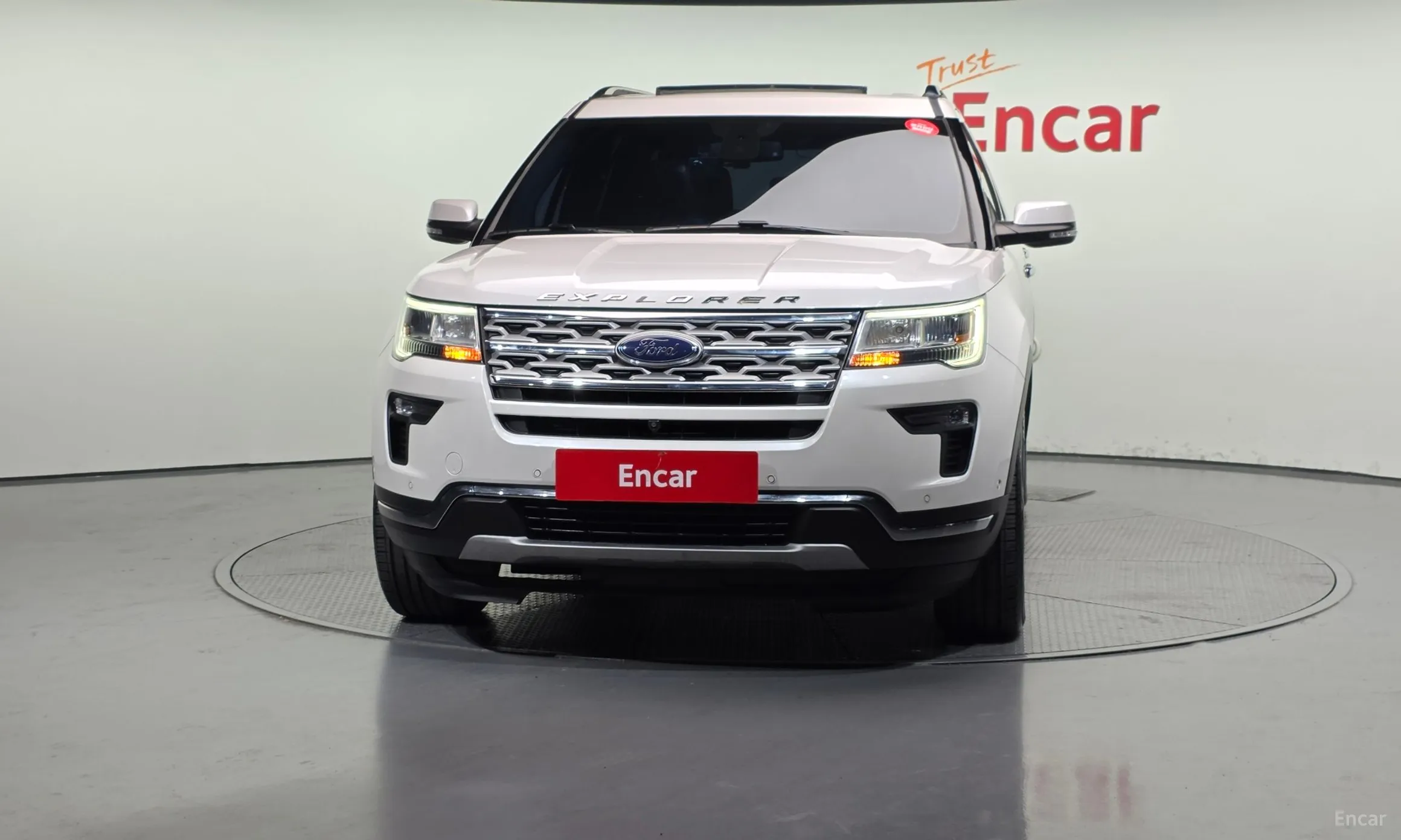 Ford Explorer превью 3