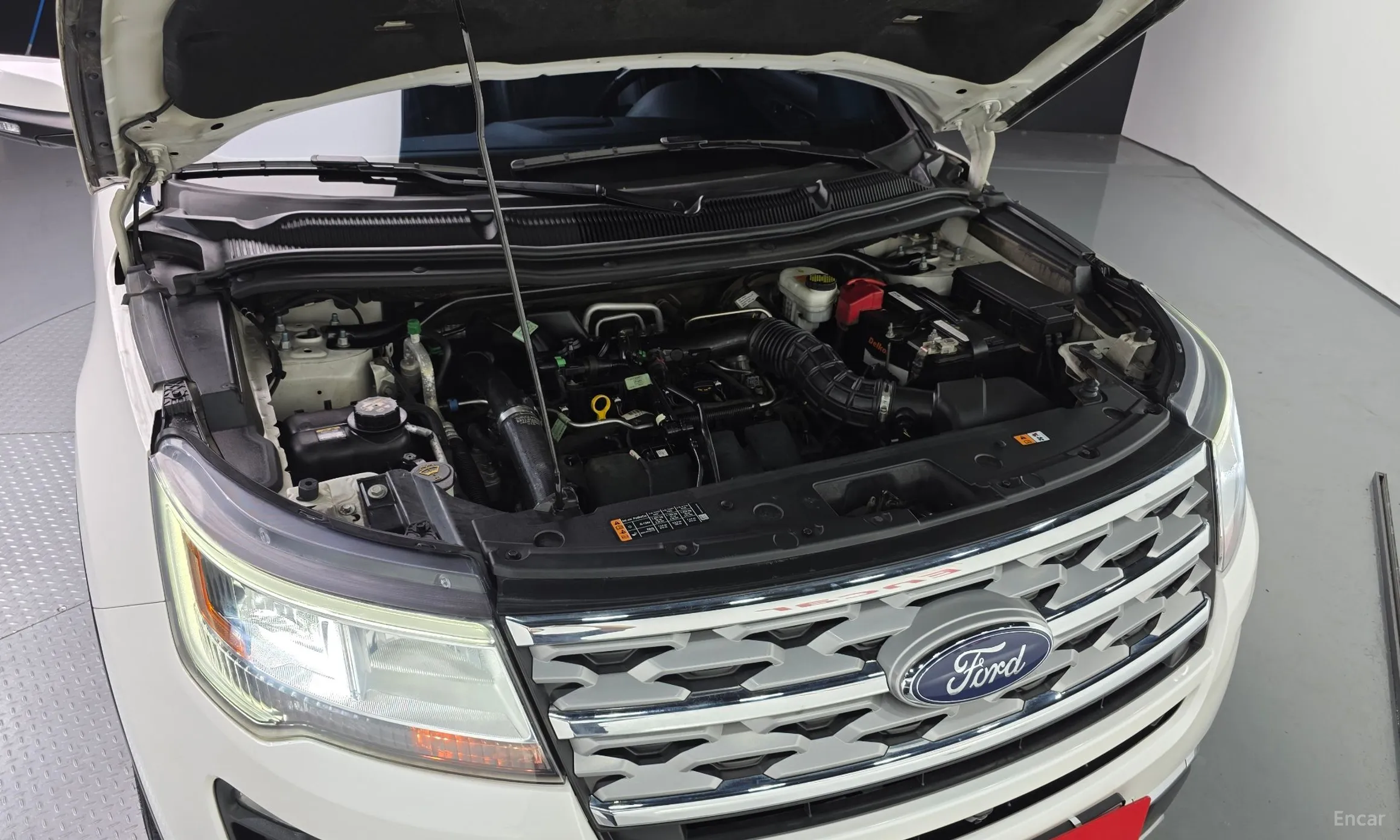 Ford Explorer превью 6