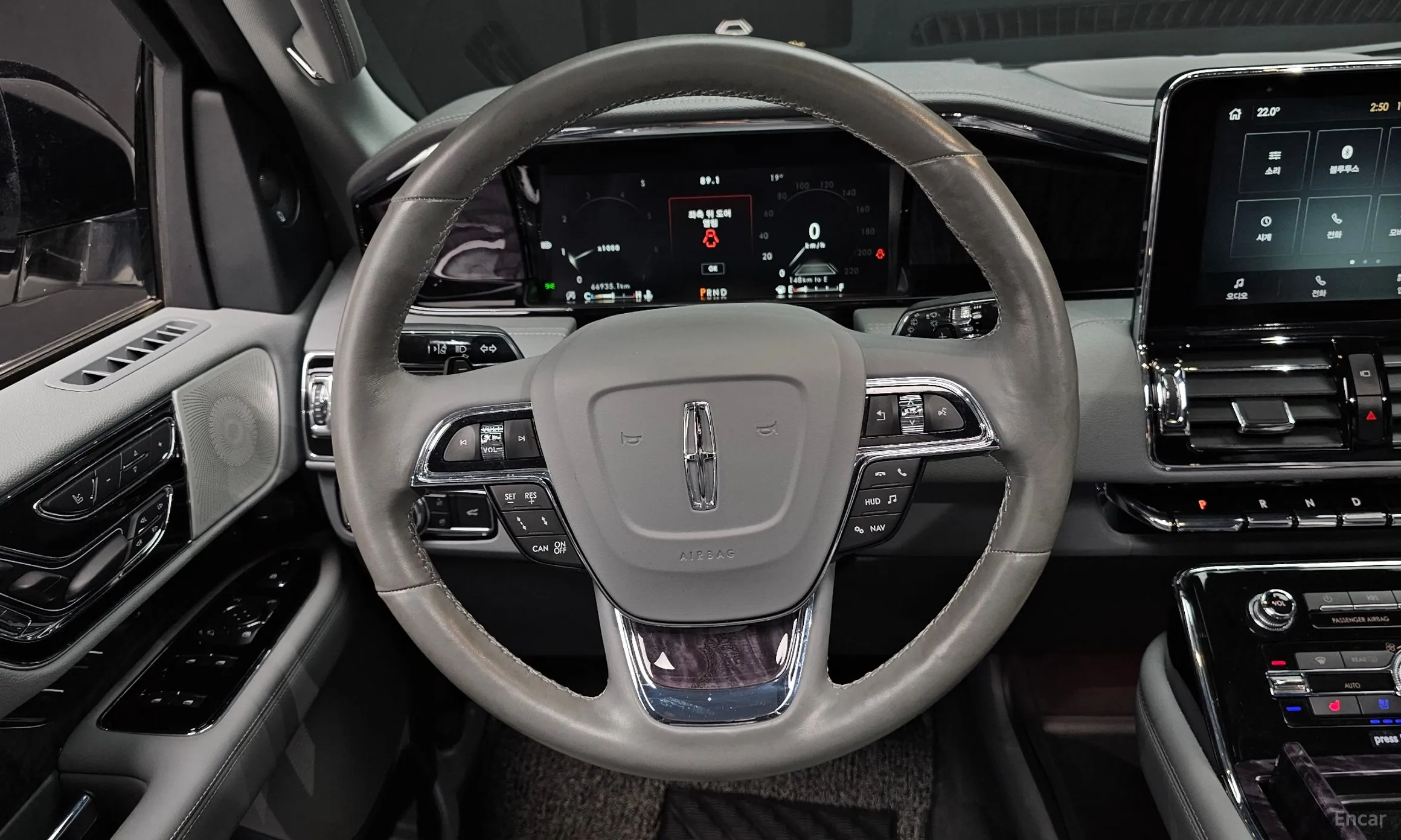 Lincoln Navigator 4th generation превью 13