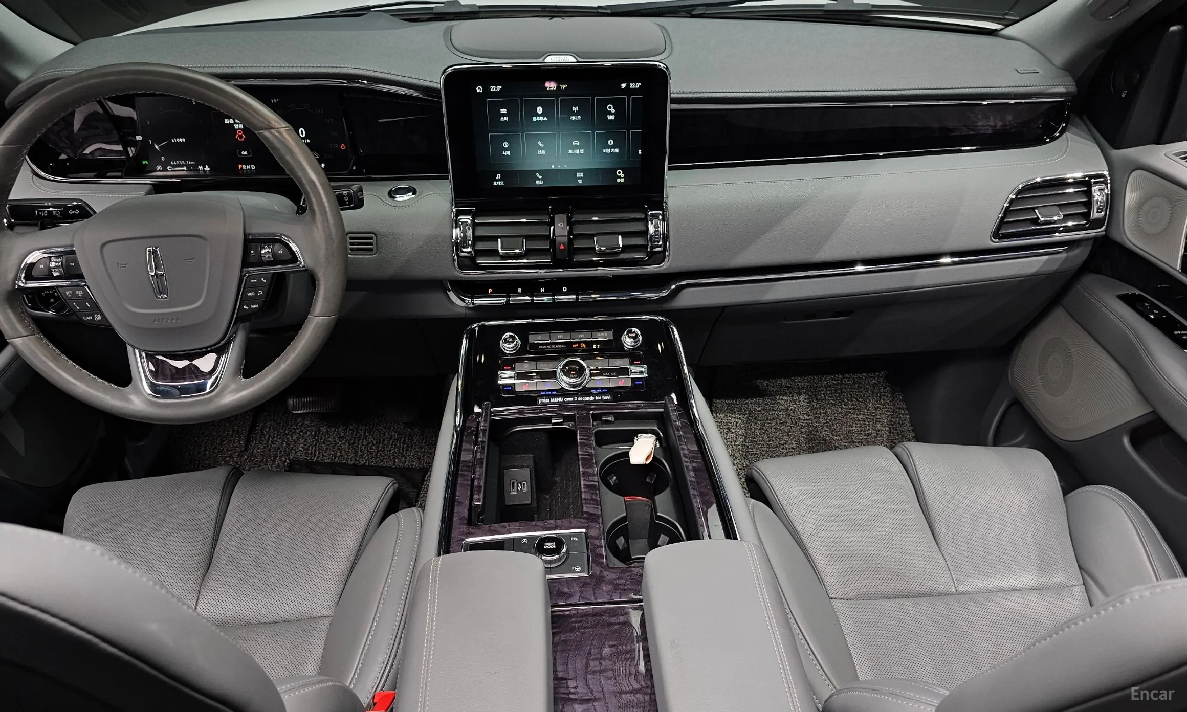 Lincoln Navigator 4th generation превью 7