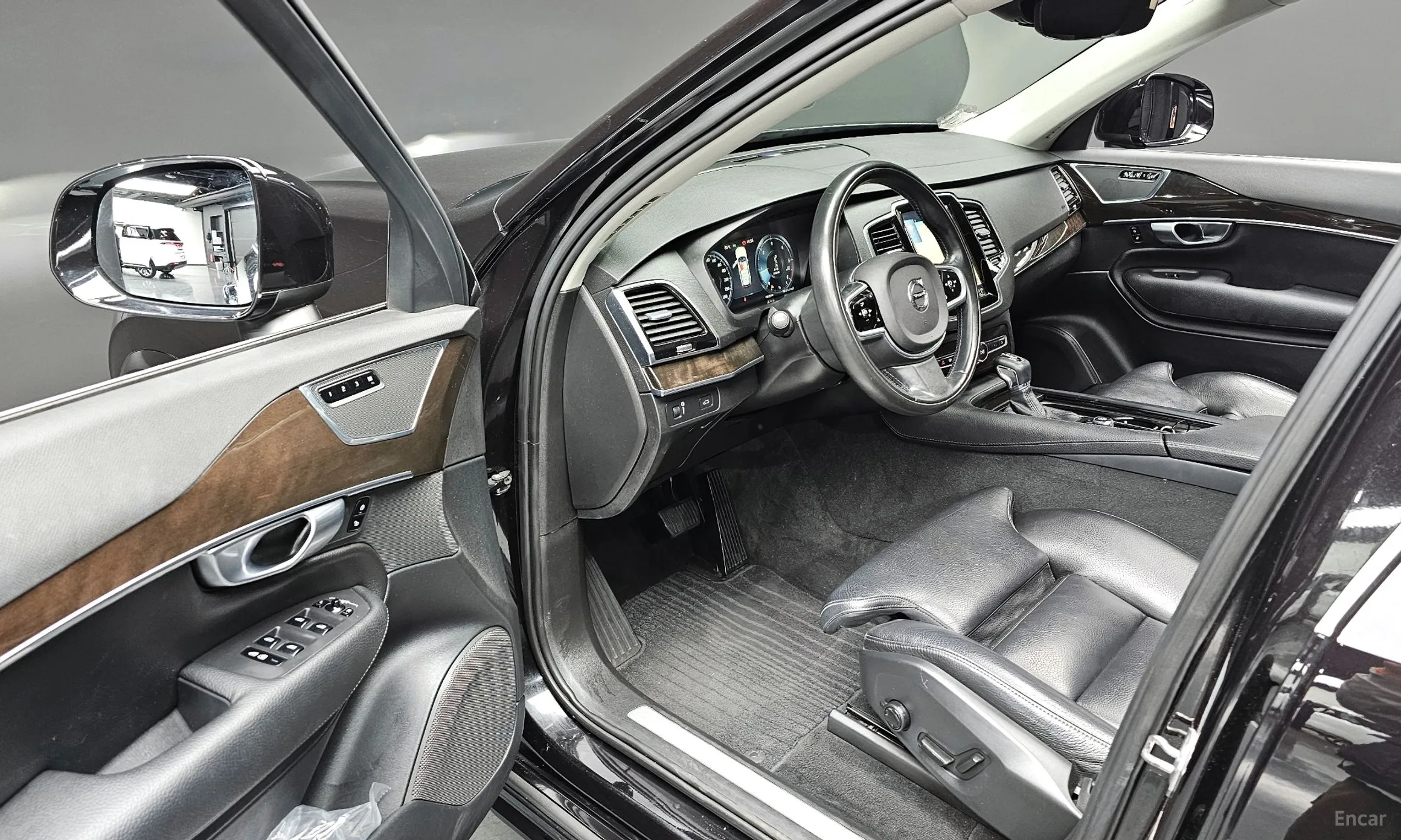 Volvo XC90 Gen 2 превью 11