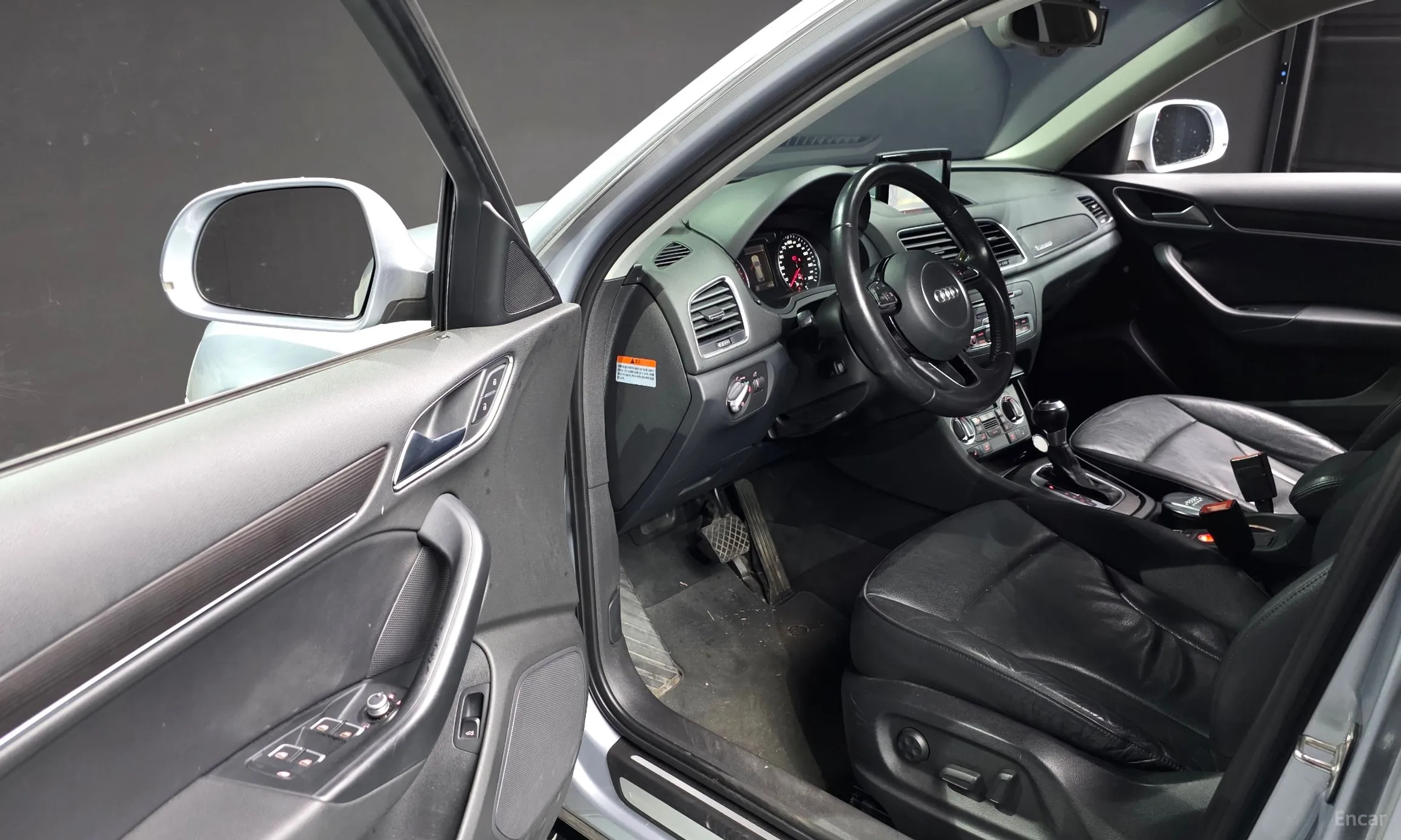 Audi Q3 превью 10