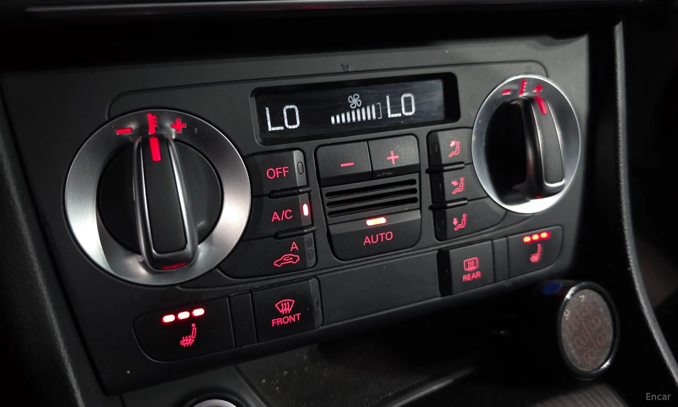 Audi Q3 превью 16