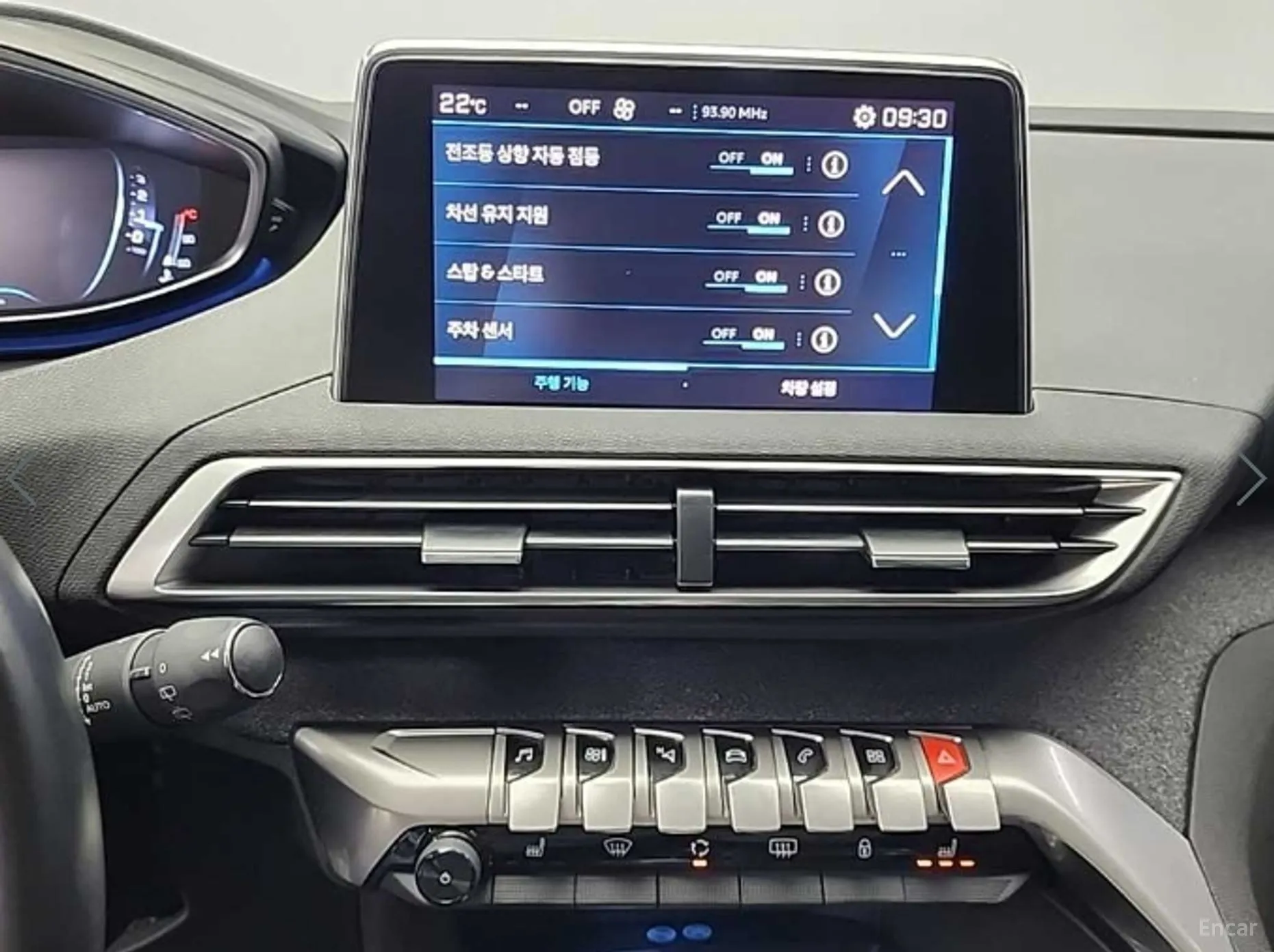 Peugeot 3008 2nd generation превью 10