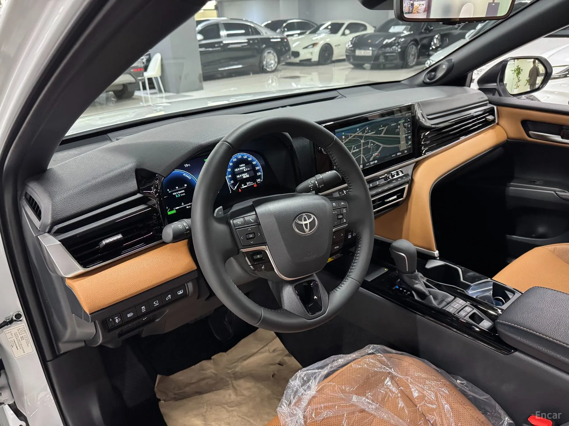 Toyota Camry (XV80) превью 8