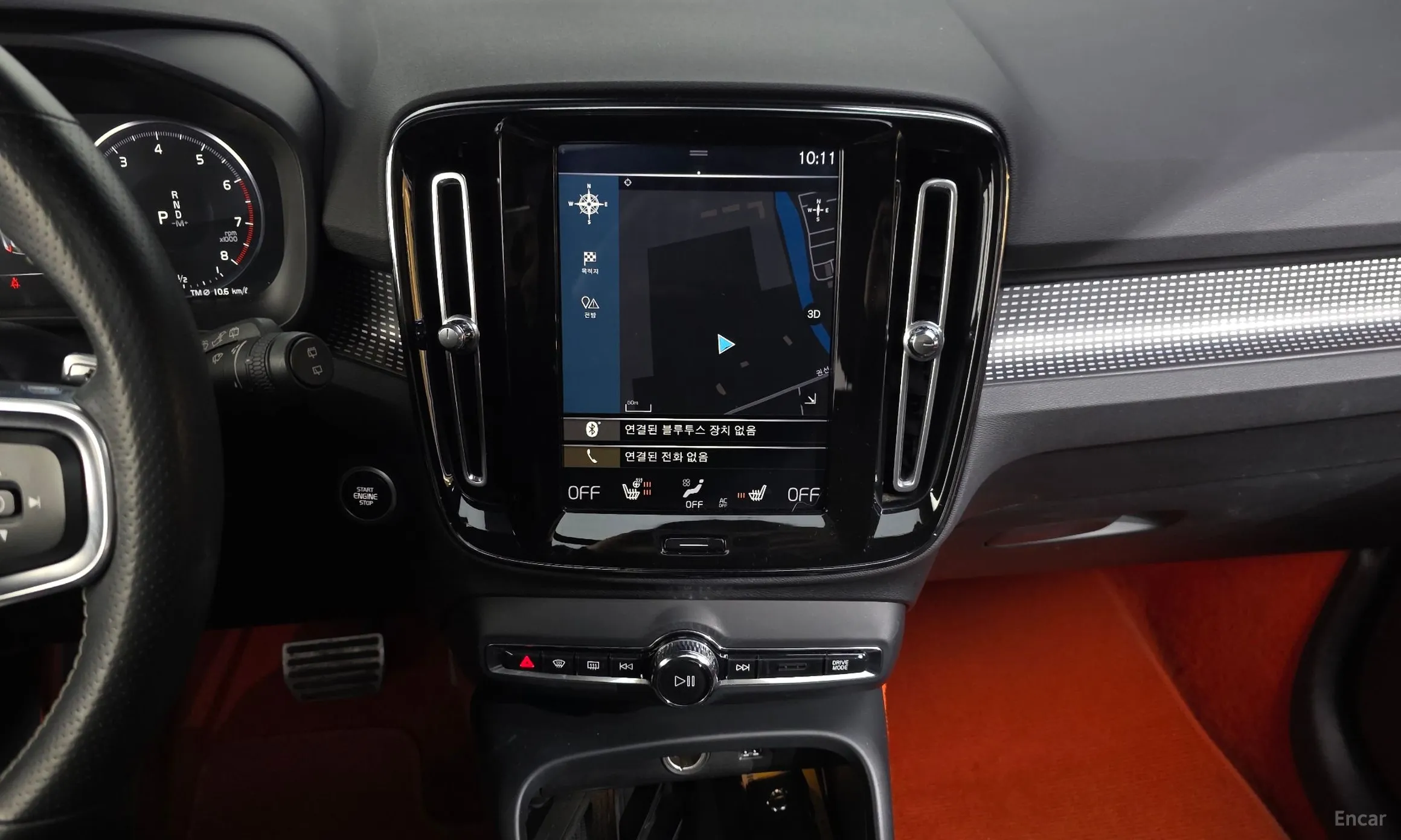 Volvo XC40 превью 14