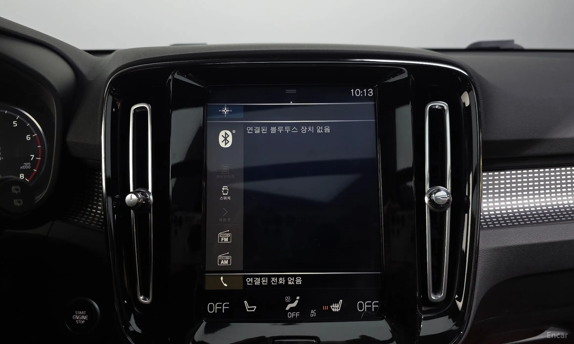 Volvo XC40 превью 16