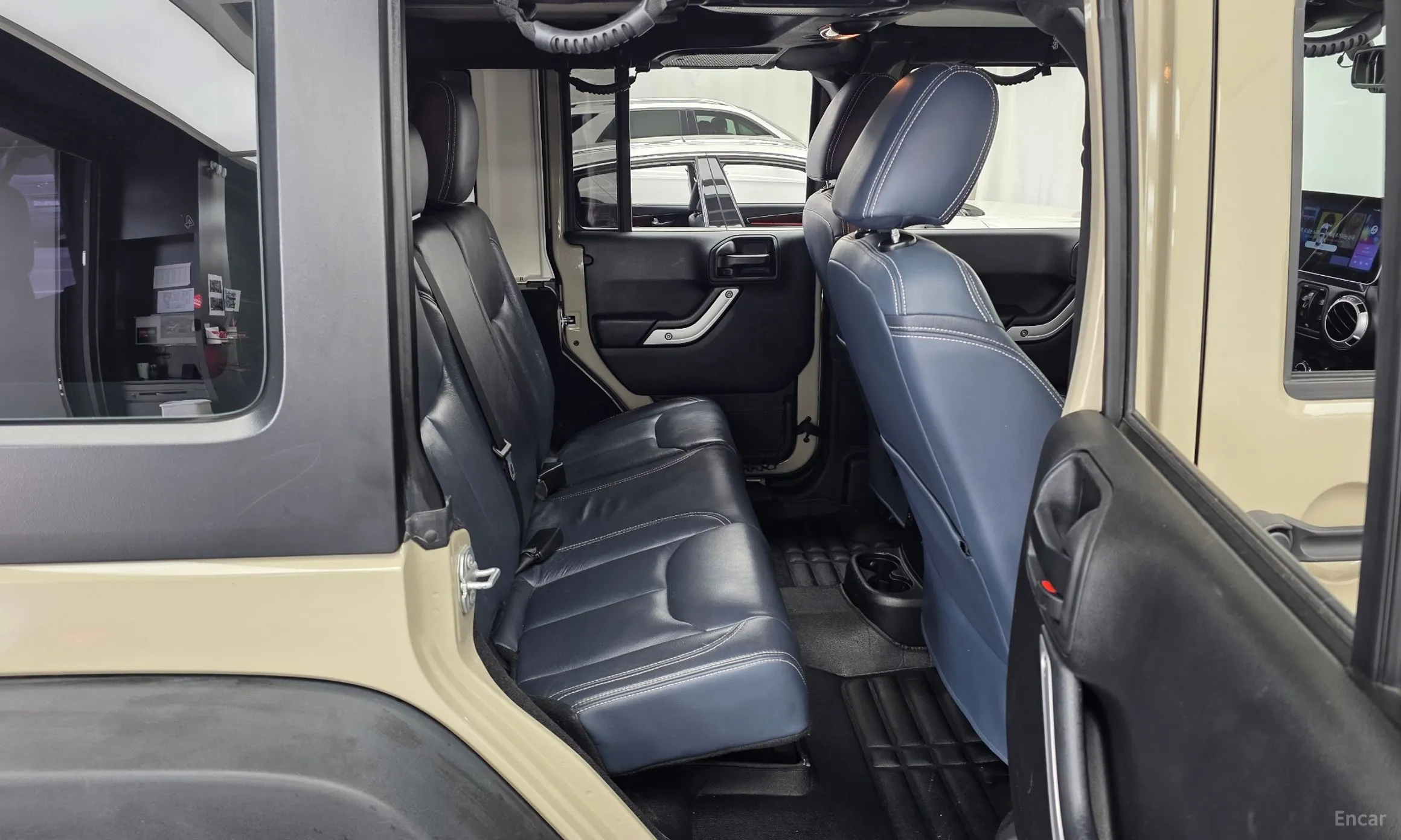 Jeep Wrangler (JK) превью 12