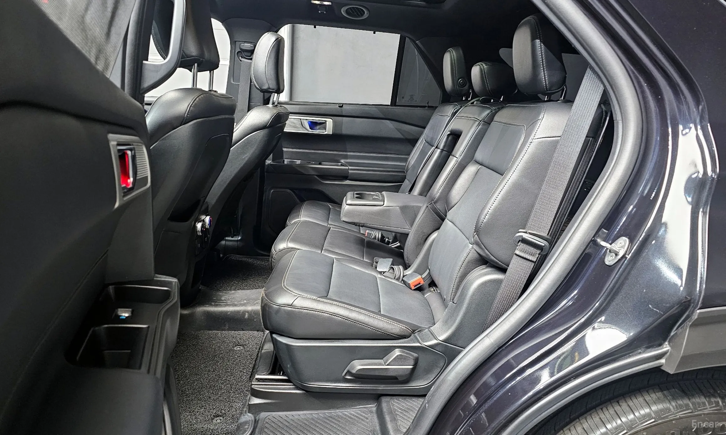 Ford Explorer 6th Generation превью 11