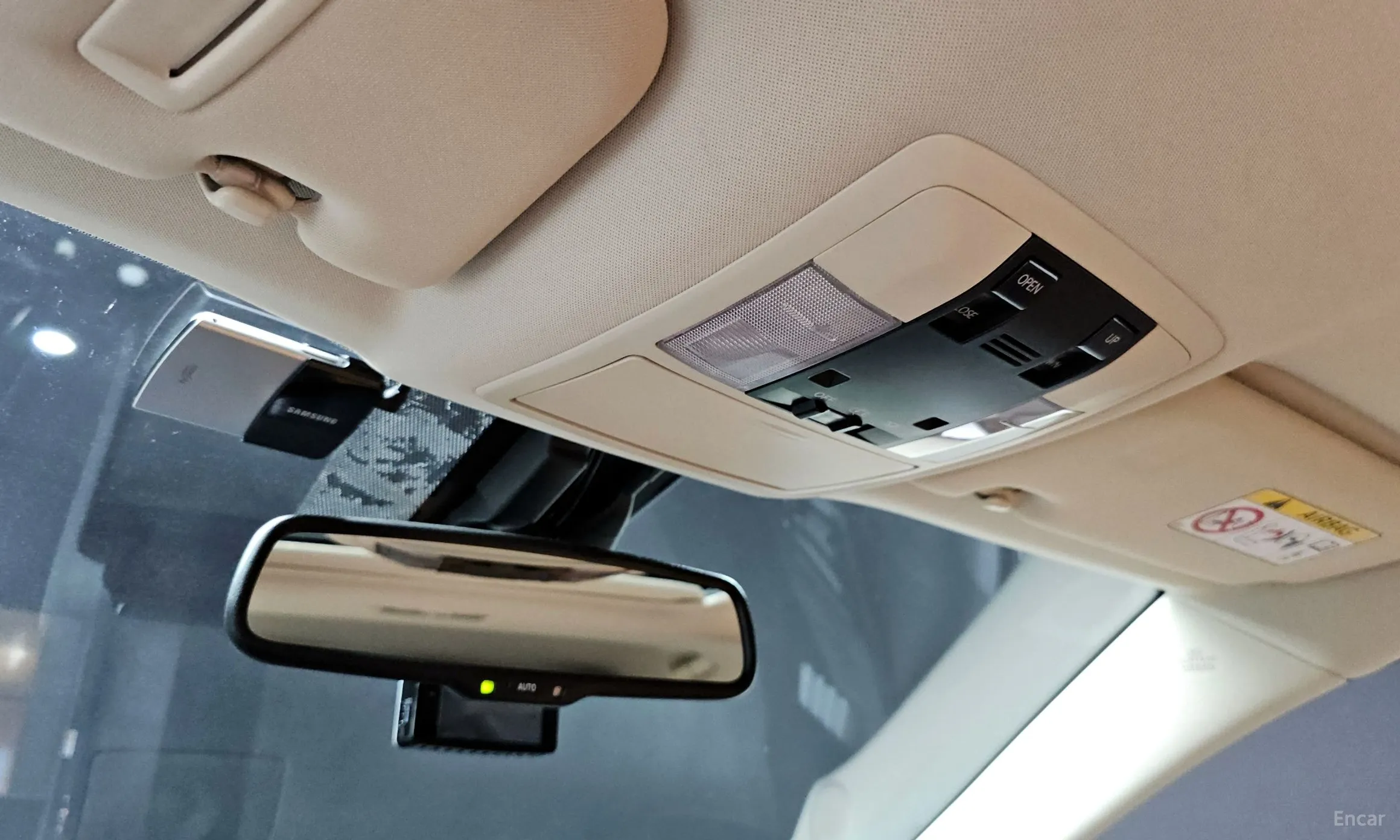 Lexus CT200h превью 19