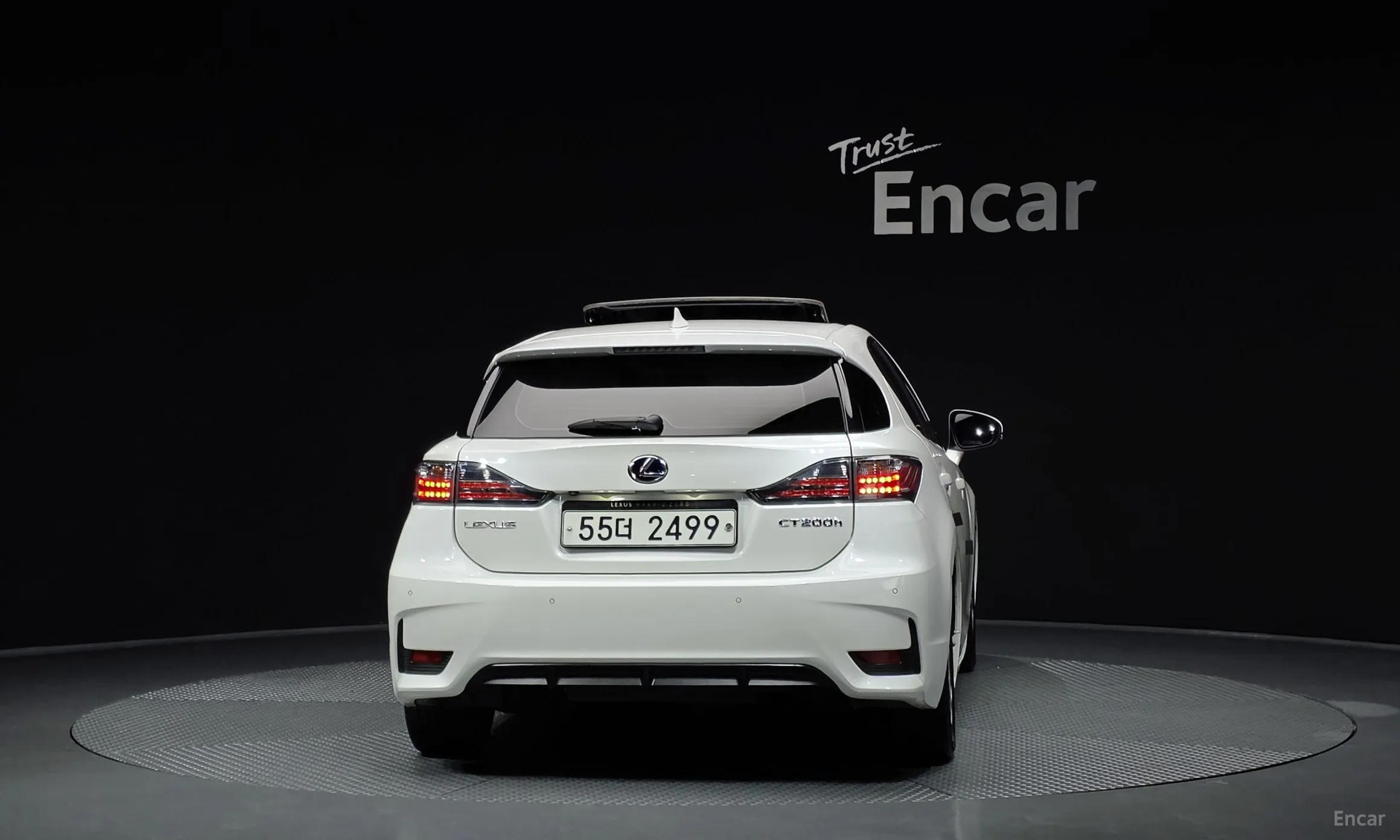 Lexus CT200h превью 4