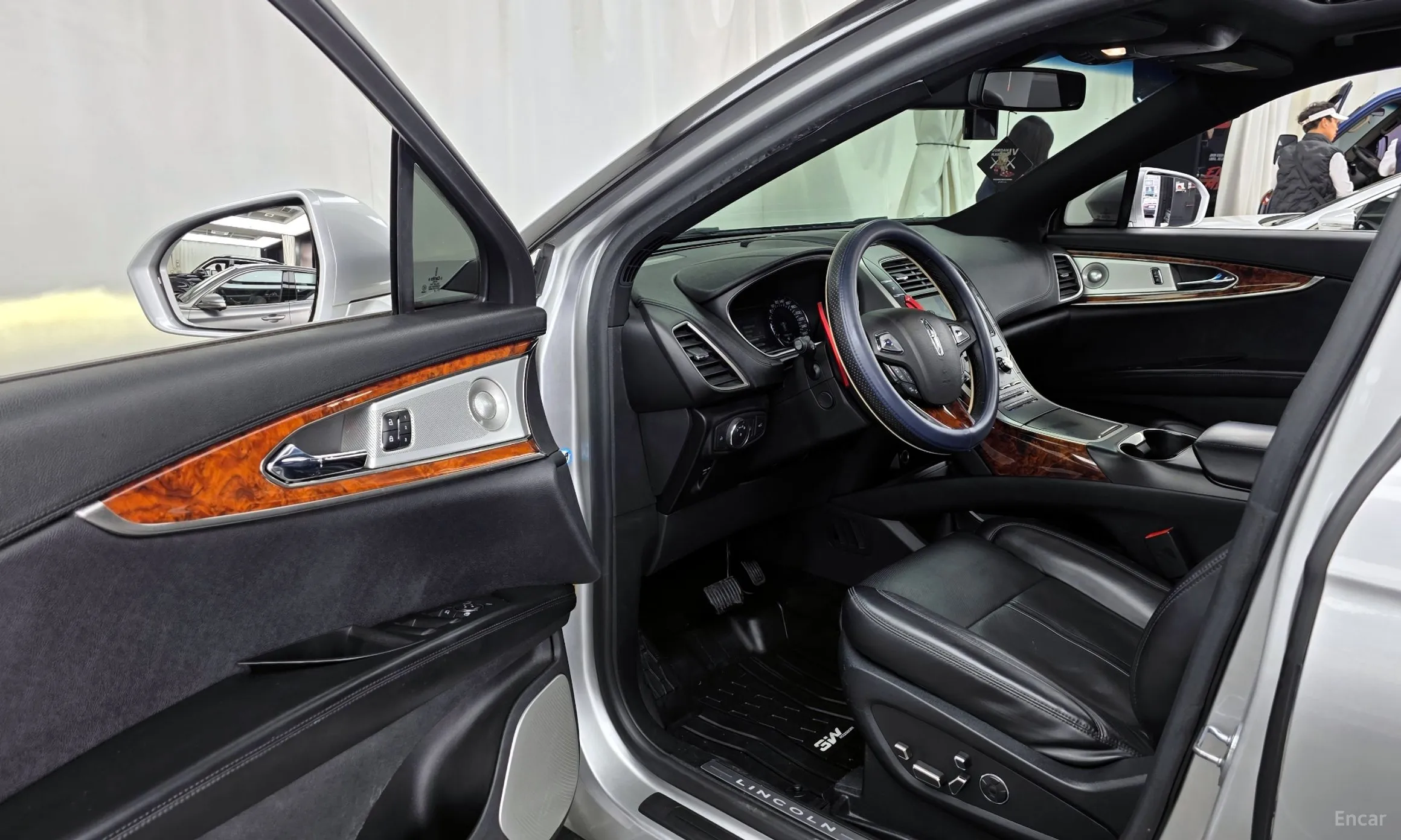 Lincoln MKX 2nd Generation превью 10
