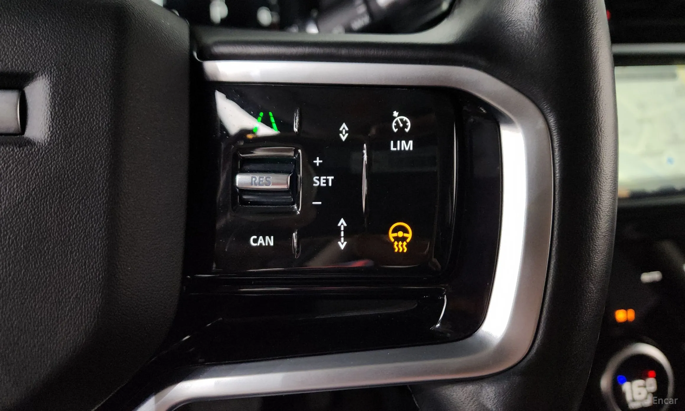 Land Rover Discovery Sports превью 17