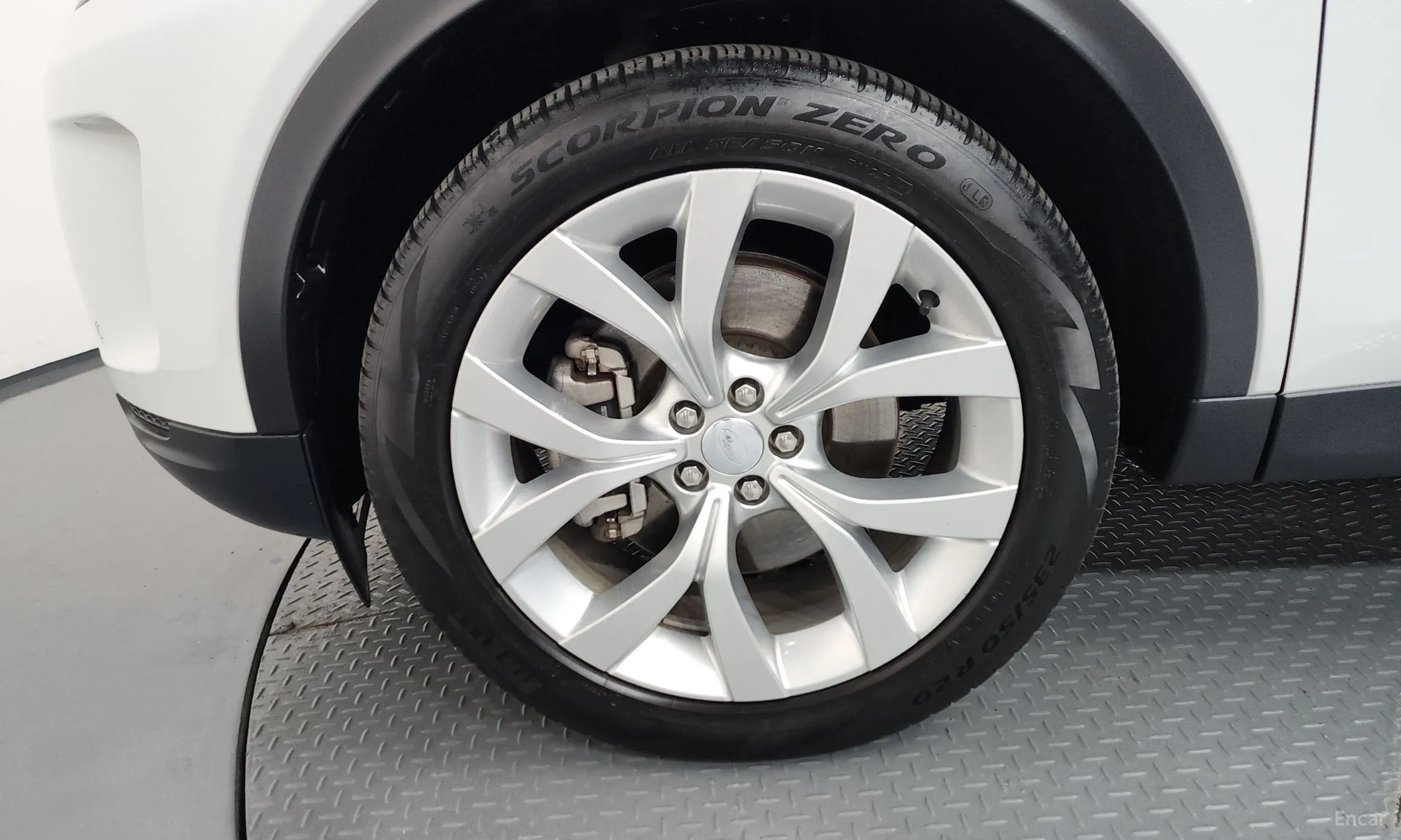 Land Rover Discovery Sports превью 5