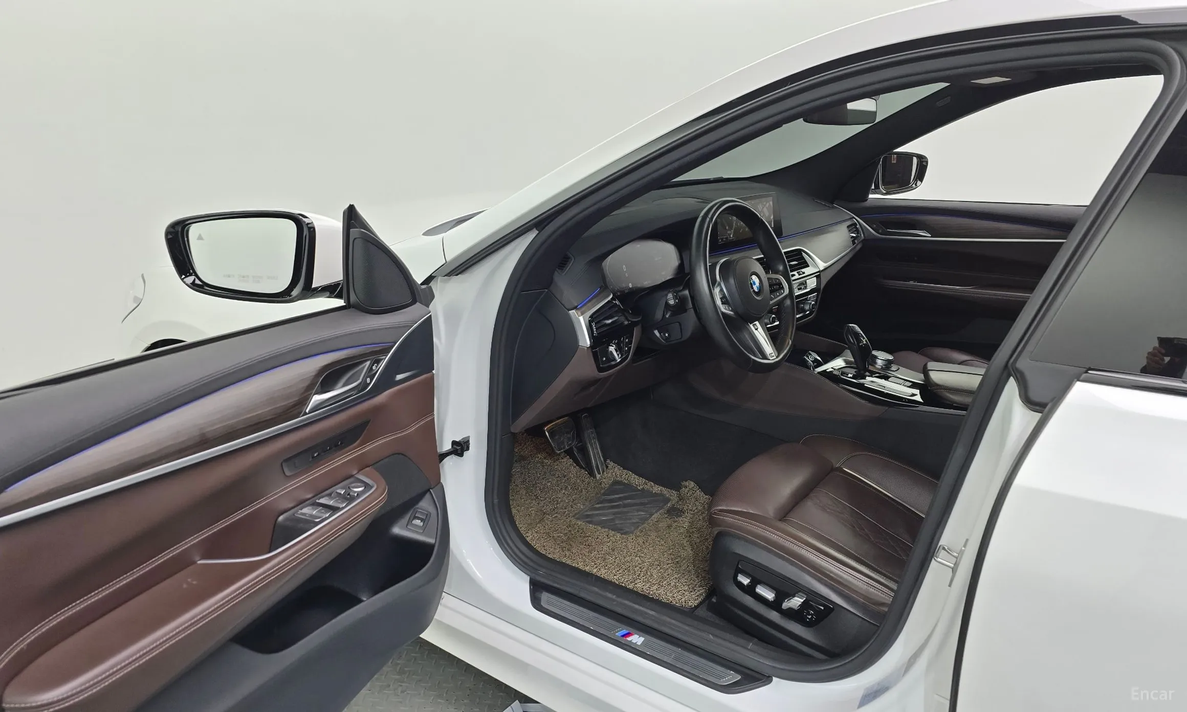 BMW 6-Series GT (G32) превью 10