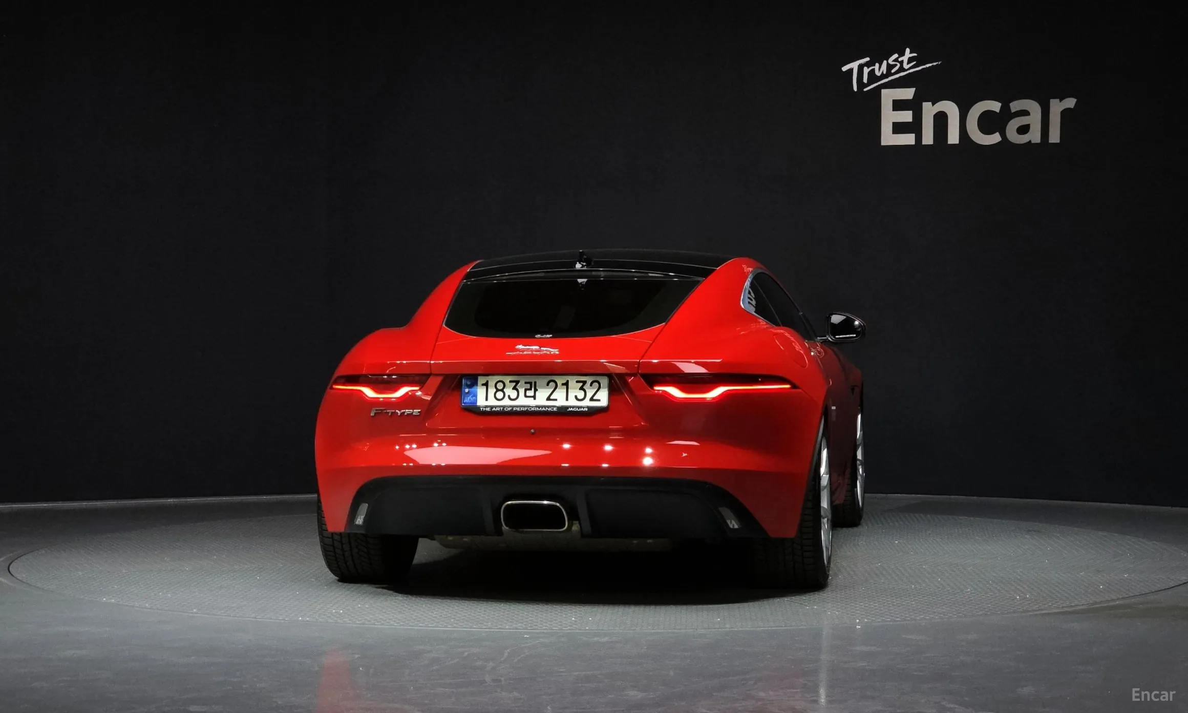 Jaguar F-TYPE превью 4