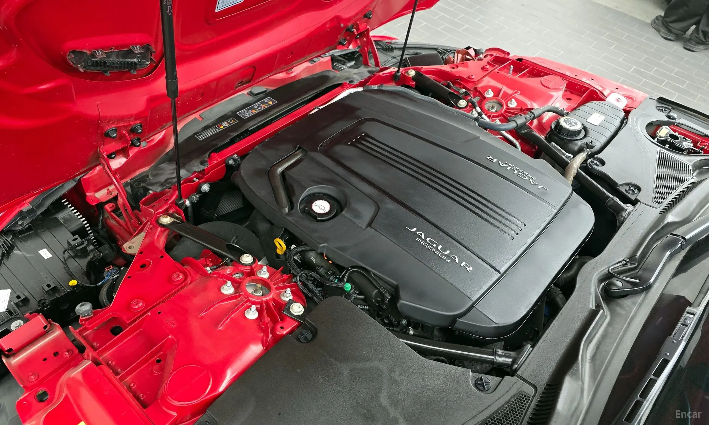 Jaguar F-TYPE превью 6