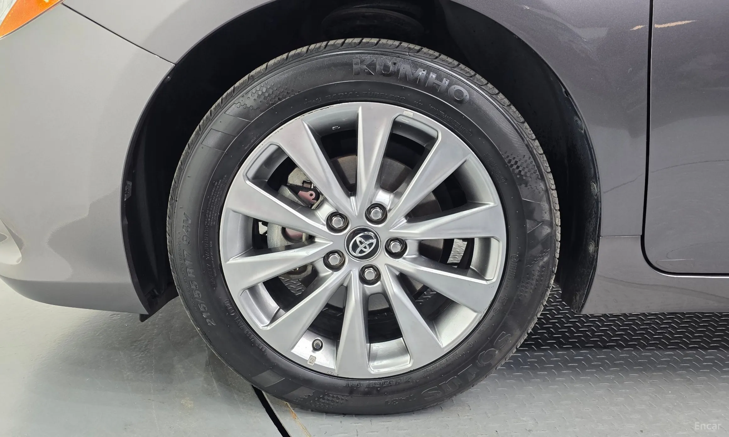 Toyota New Camry превью 5