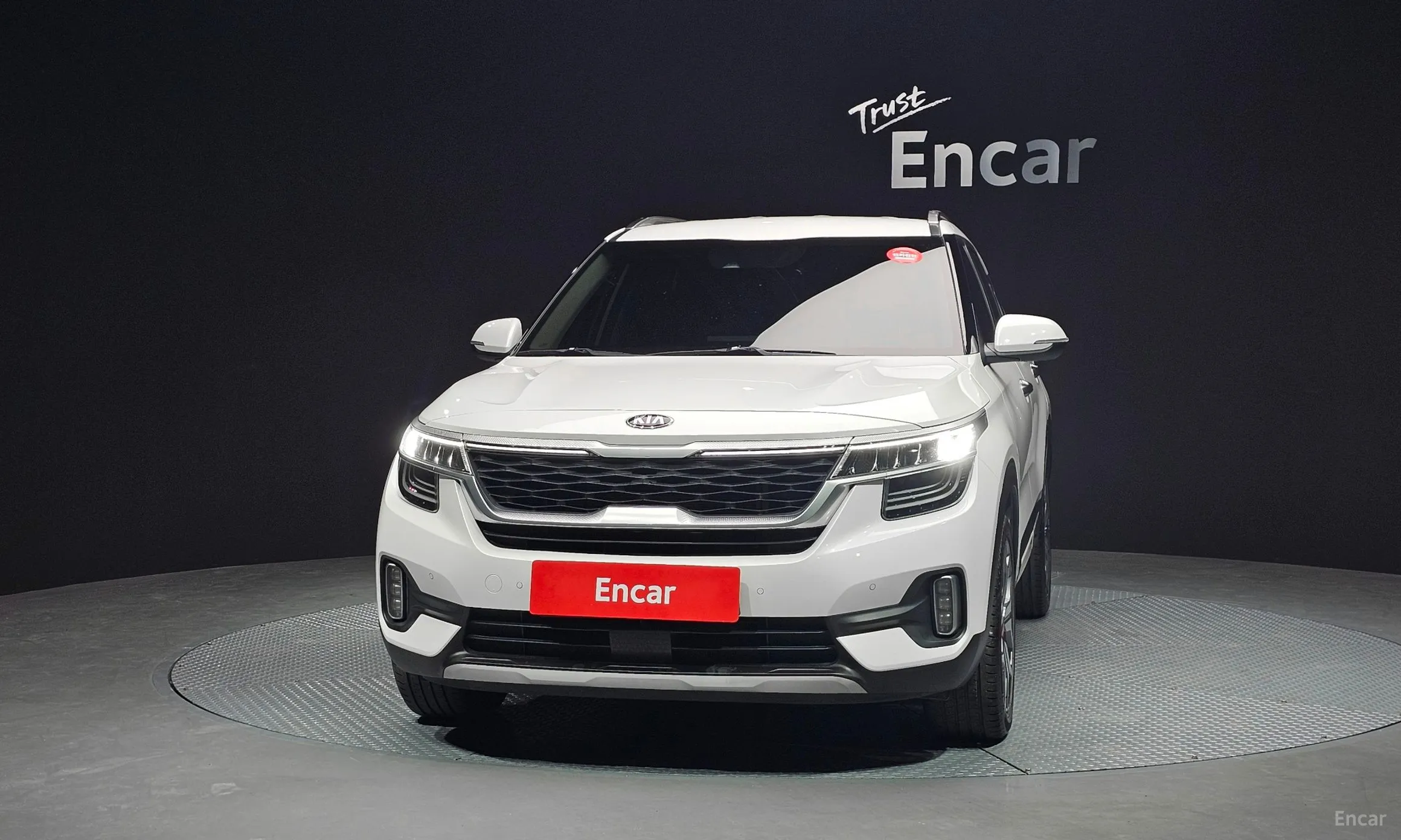Kia Seltos превью 3