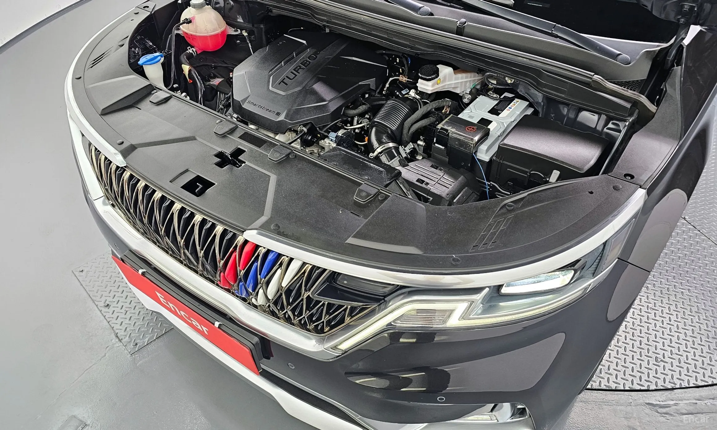 Kia Carnival Gen 4 превью 6