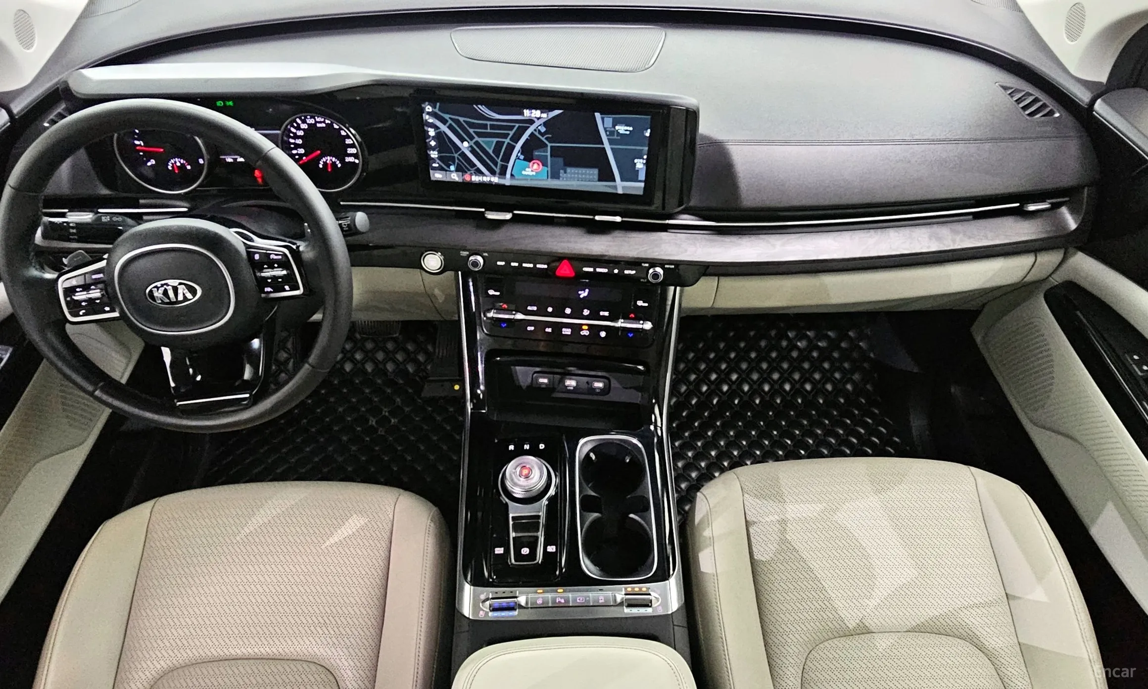 Kia Carnival Gen 4 превью 7