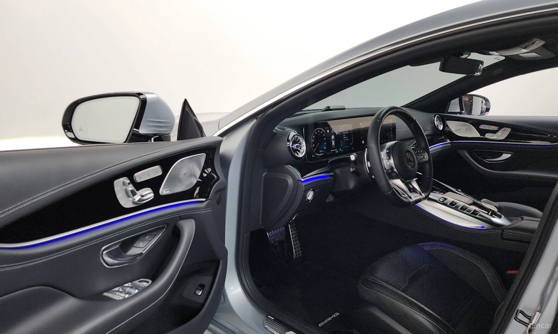 Mercedes Benz AMG GT превью 10
