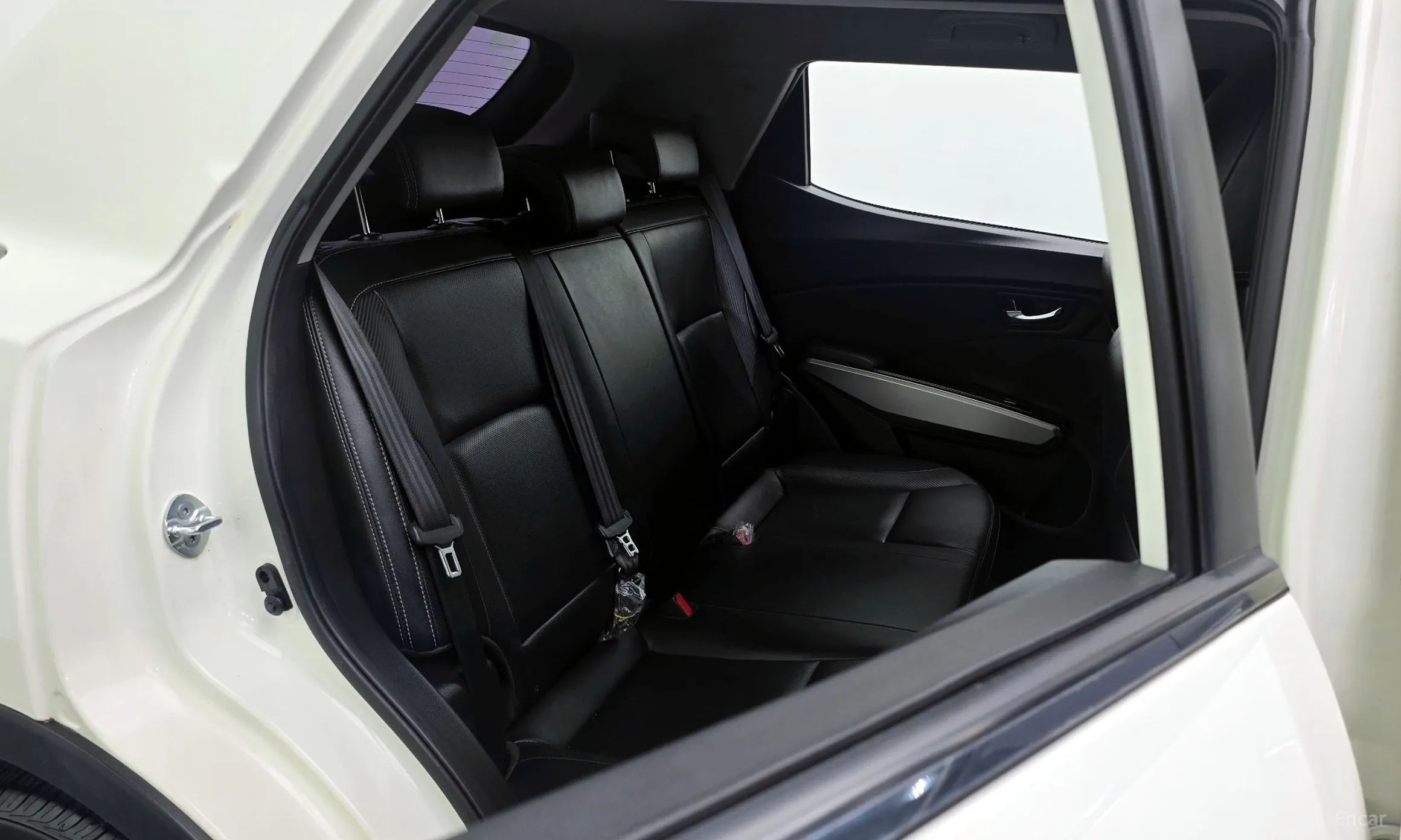 KG Mobility (SsangYong) Tivoli, Lazio превью 12
