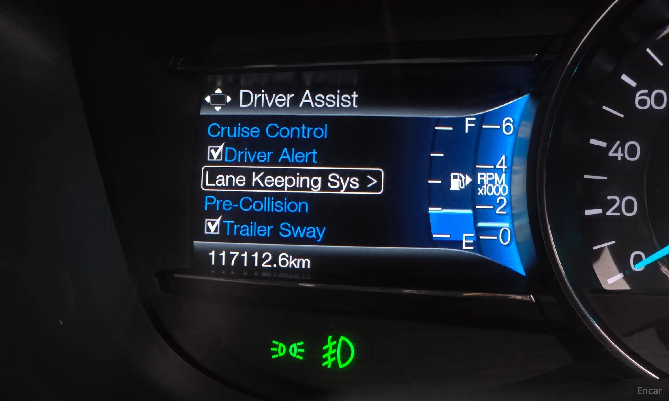 Ford Explorer превью 19
