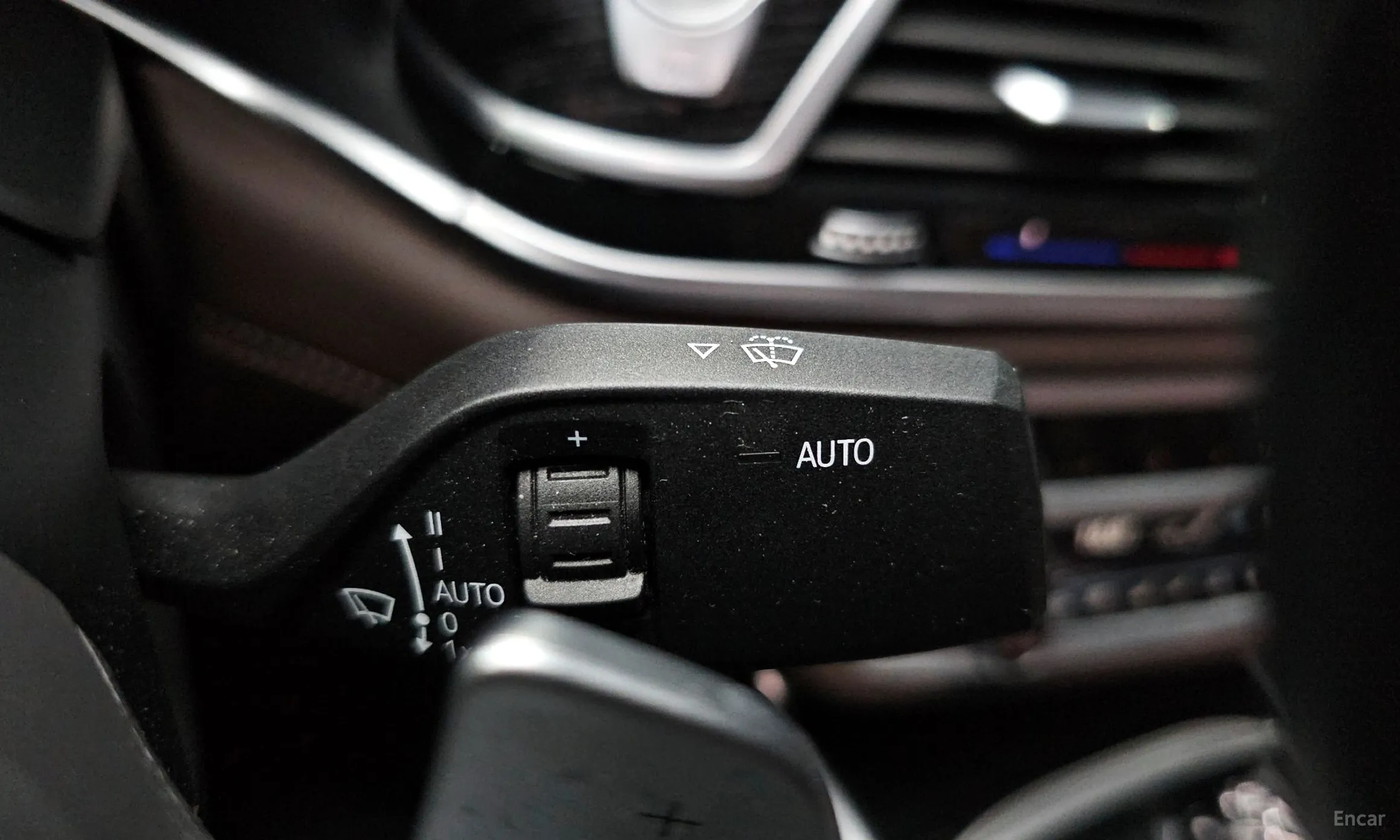 BMW 7 Series (G11) превью 16