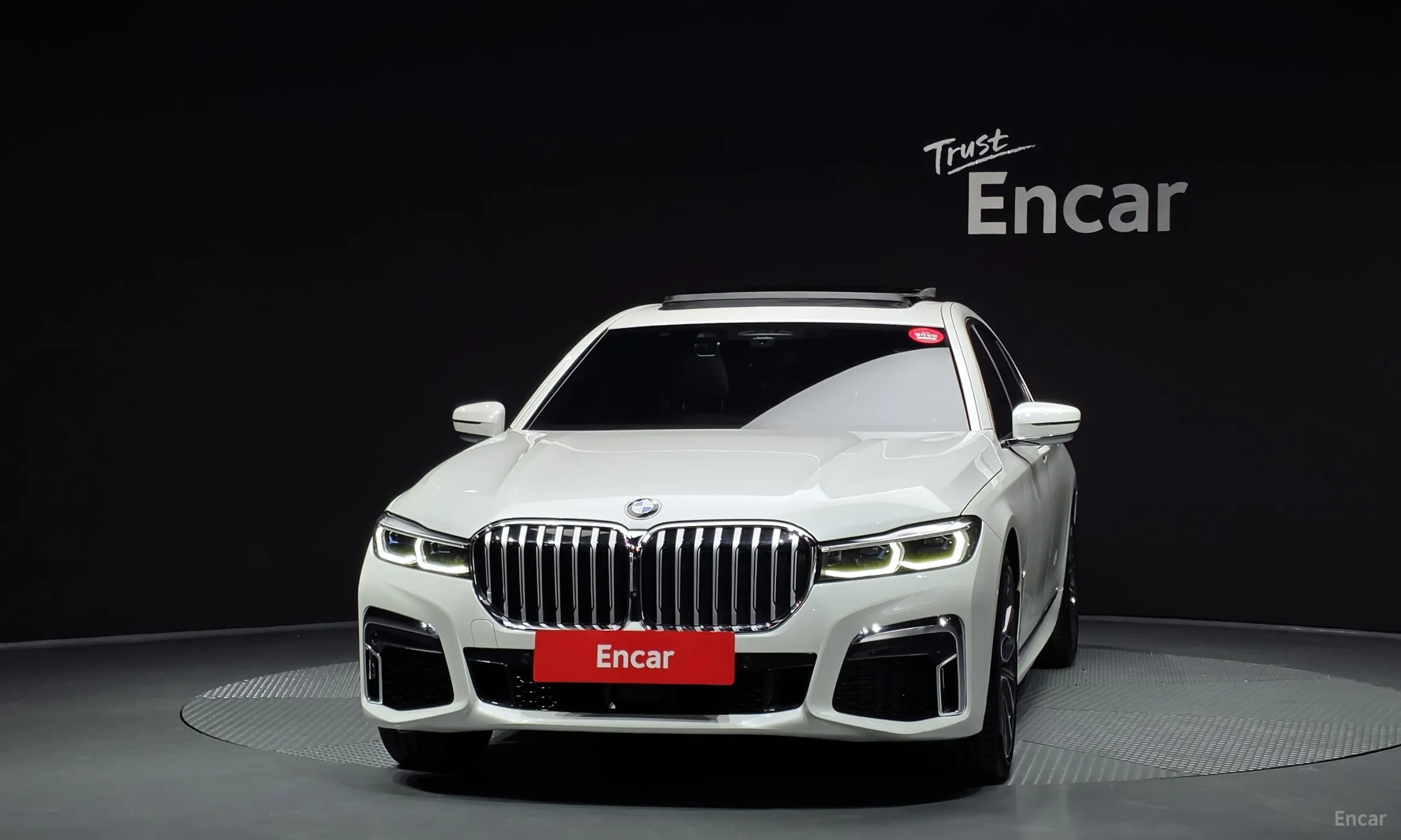 BMW 7 Series (G11) превью 3