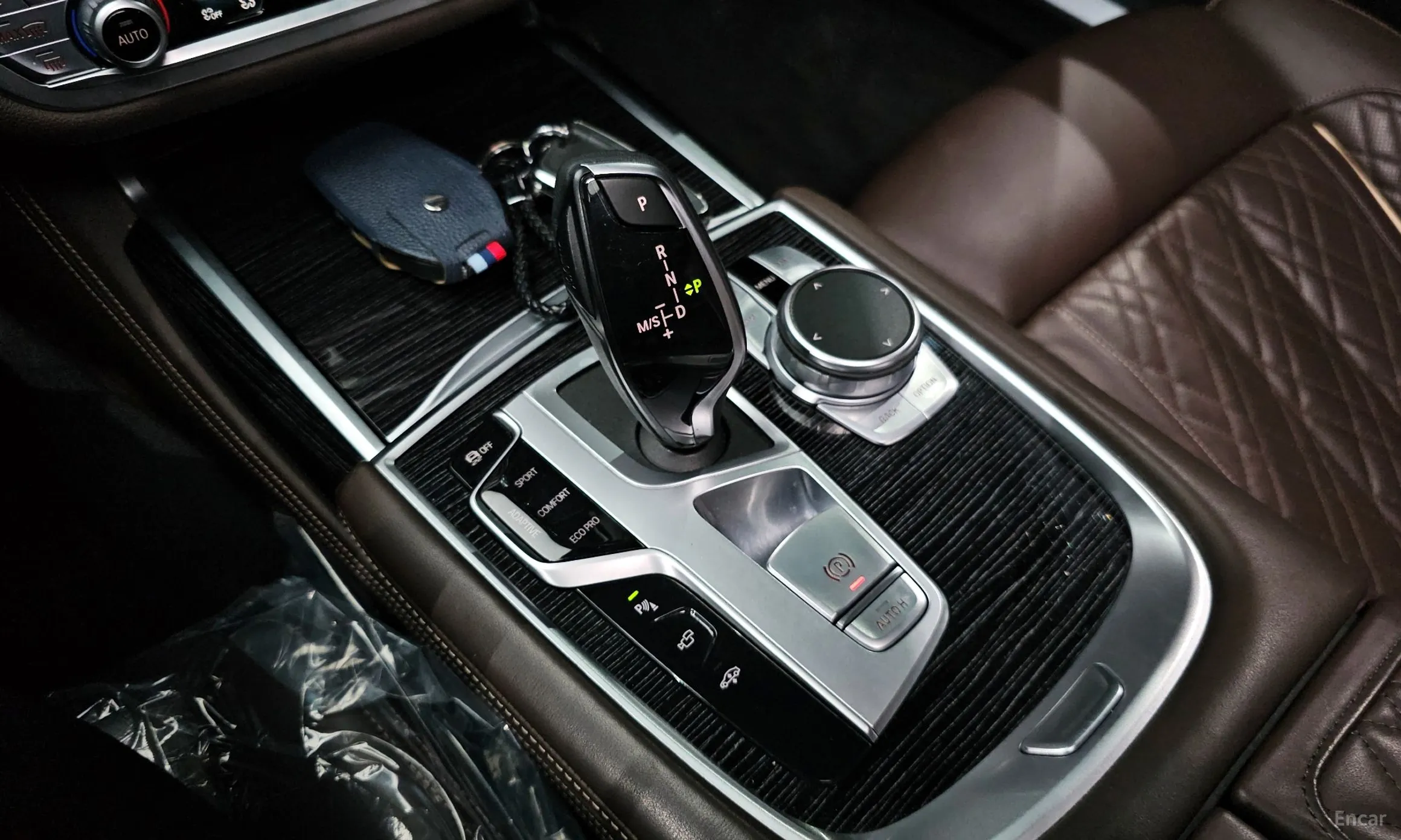 BMW 7 Series (G11) превью 9