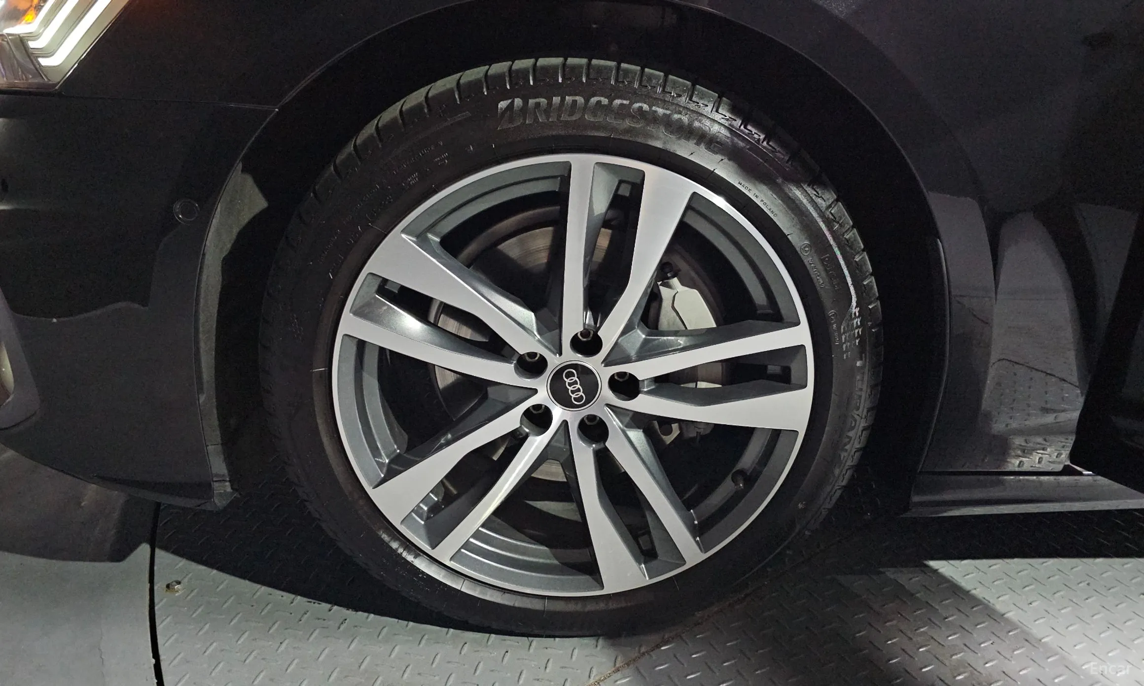 Audi A6 (C8) превью 5