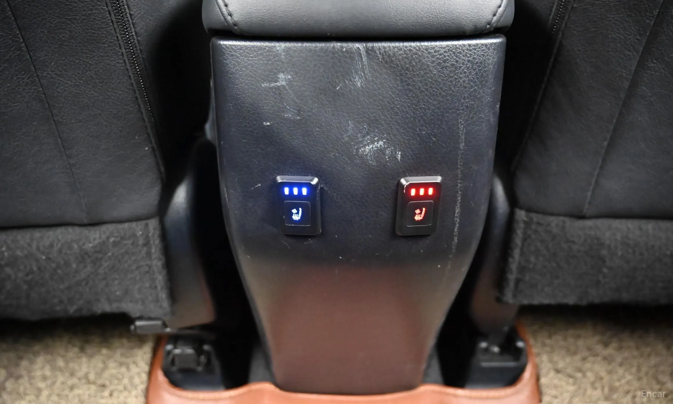 Toyota RAV4 превью 16