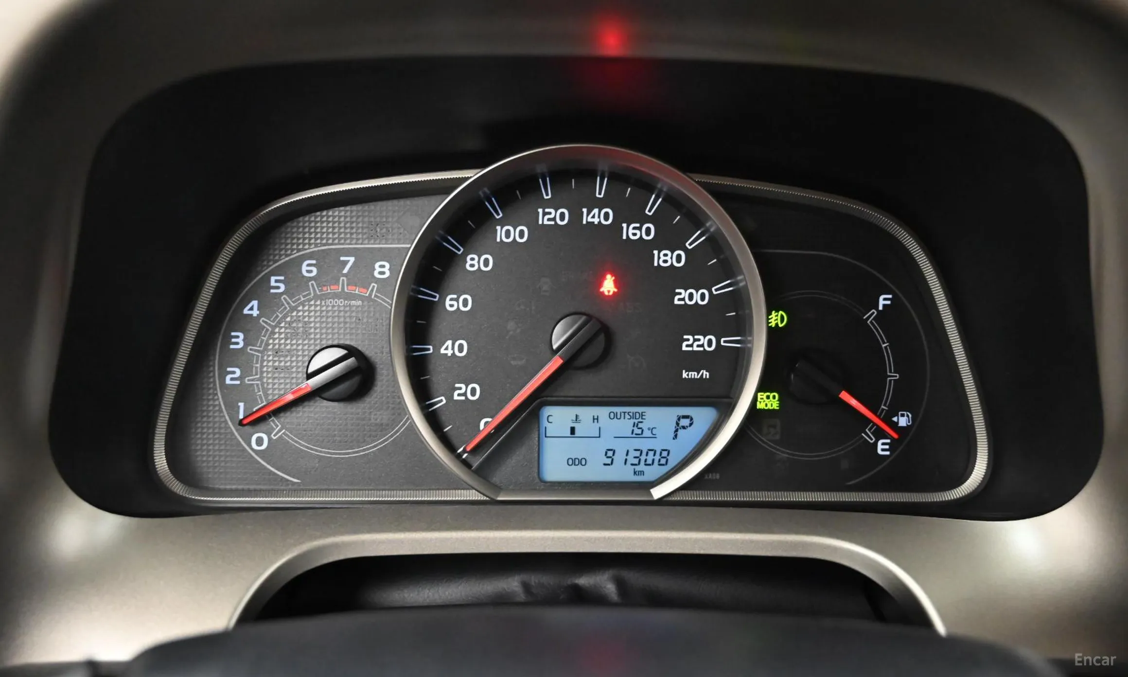 Toyota RAV4 превью 8