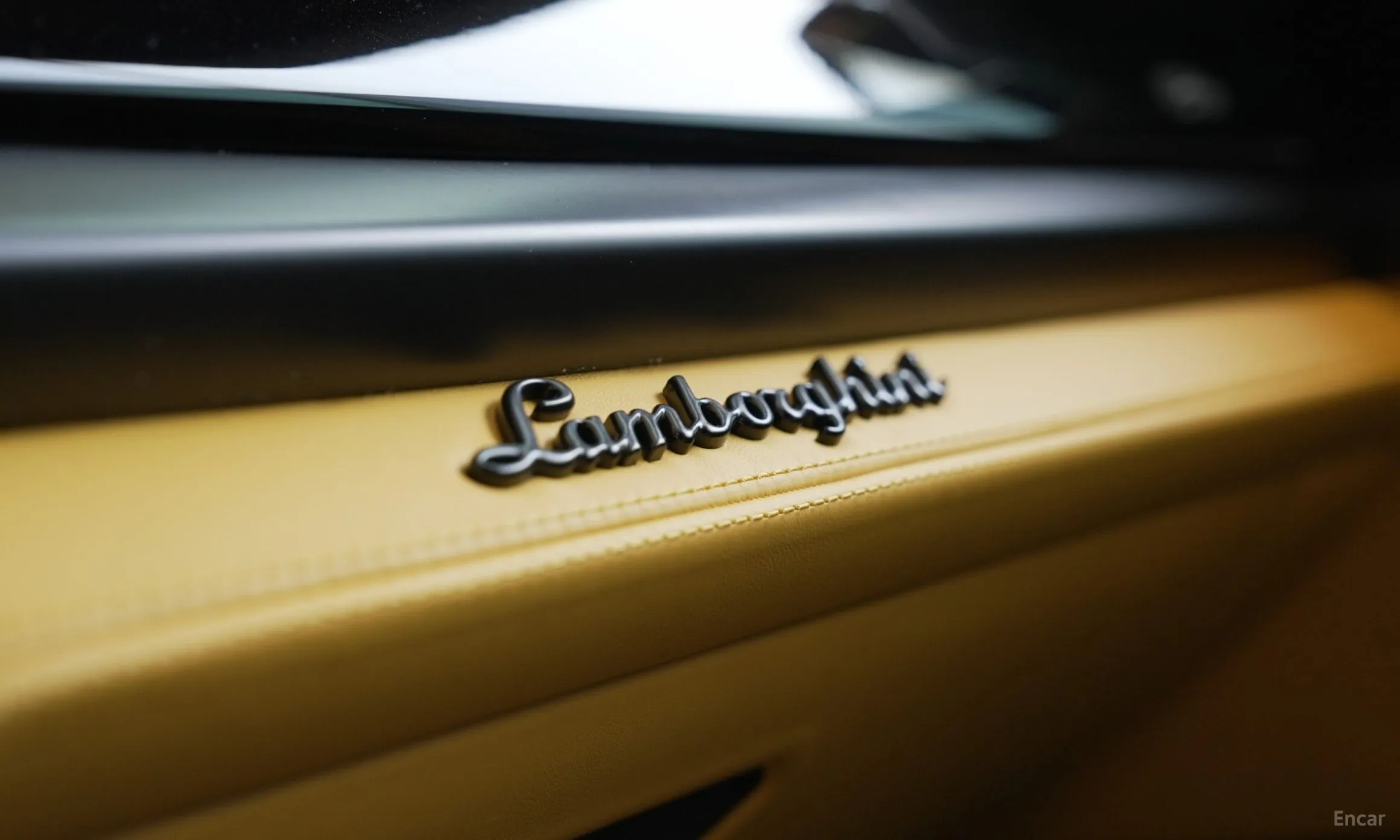 Lamborghini Urus превью 15
