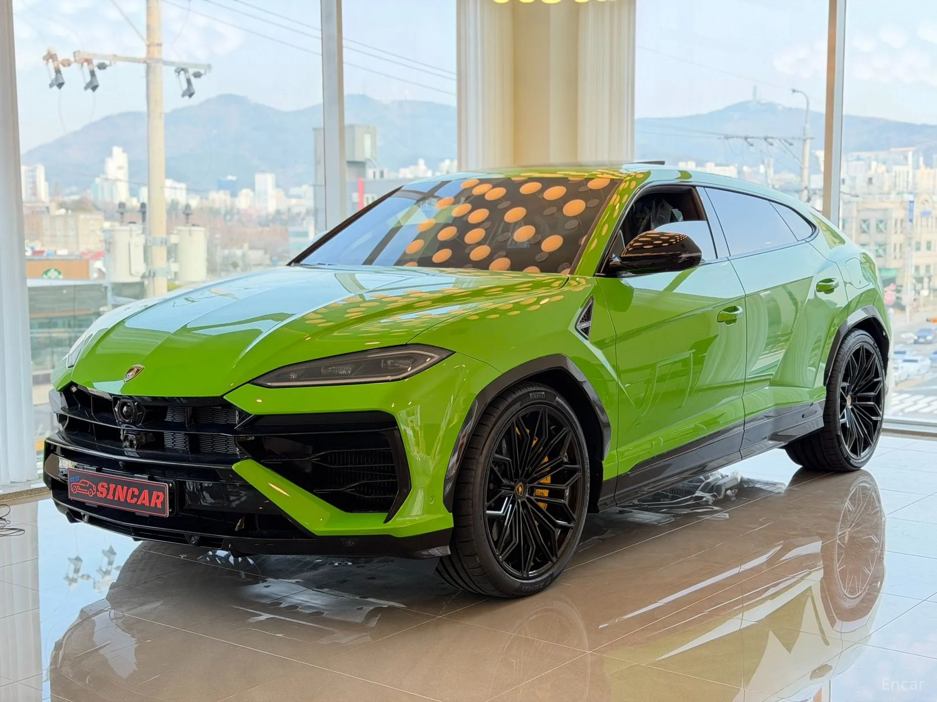 Lamborghini Urus превью 3