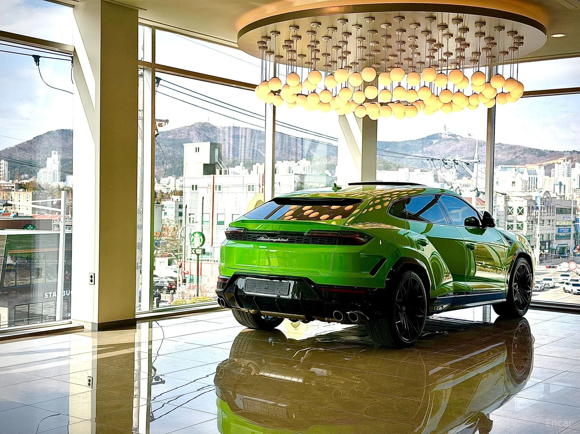 Lamborghini Urus превью 4