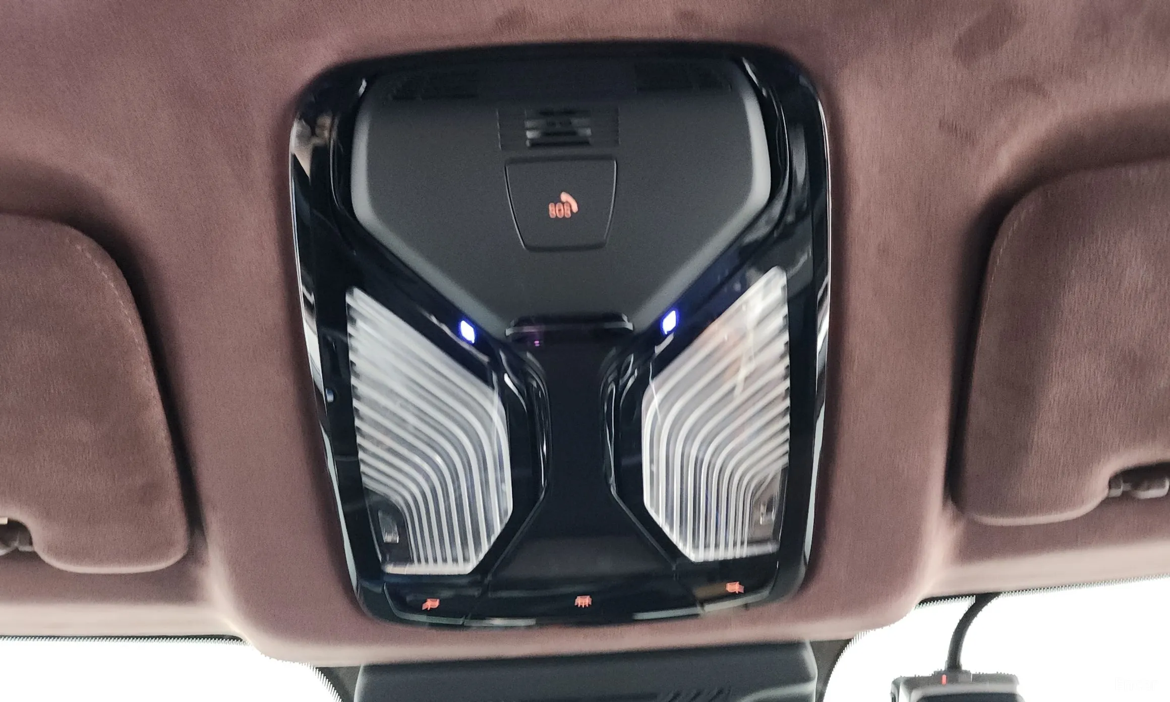 BMW XM (G09) превью 16