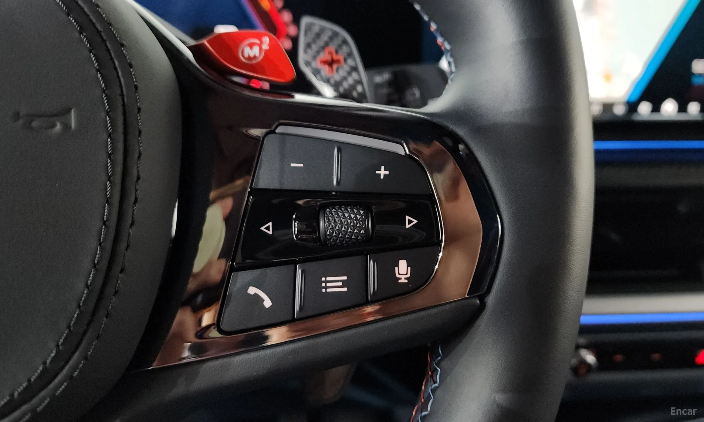 BMW XM (G09) превью 19