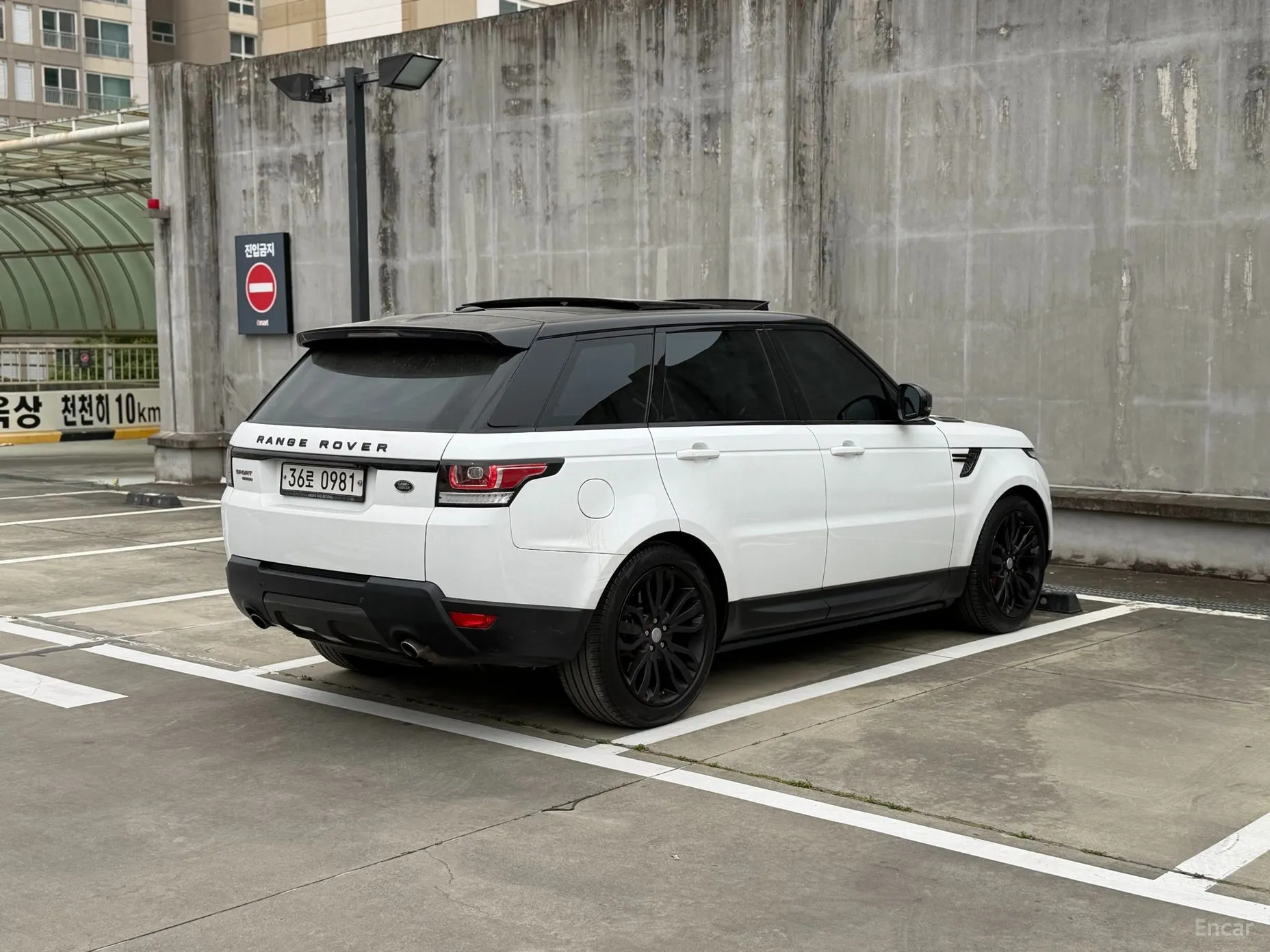 Land Rover Range Rover Sport 2nd Generation превью 2