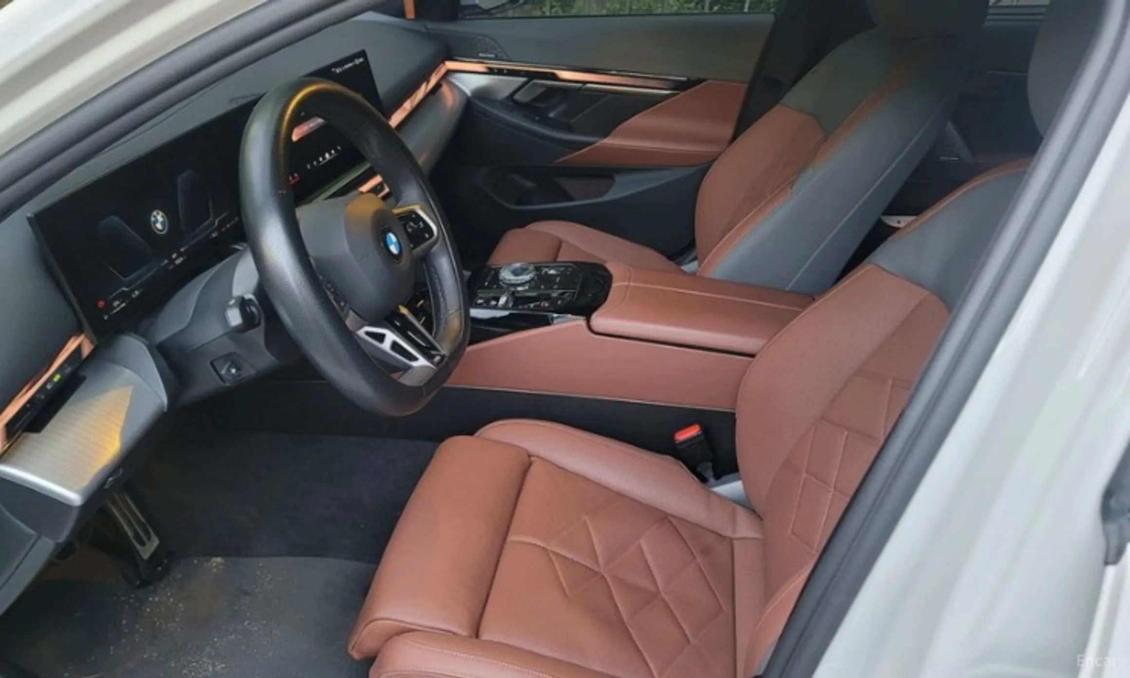 BMW 5 Series (G60) превью 6