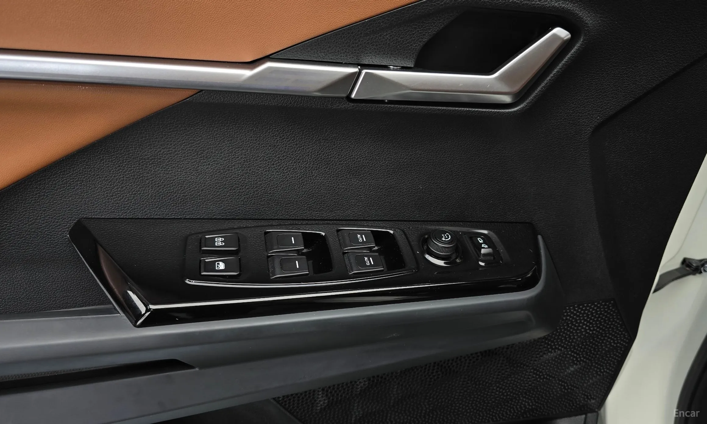 KG Mobility (SsangYong) The New Torres превью 17
