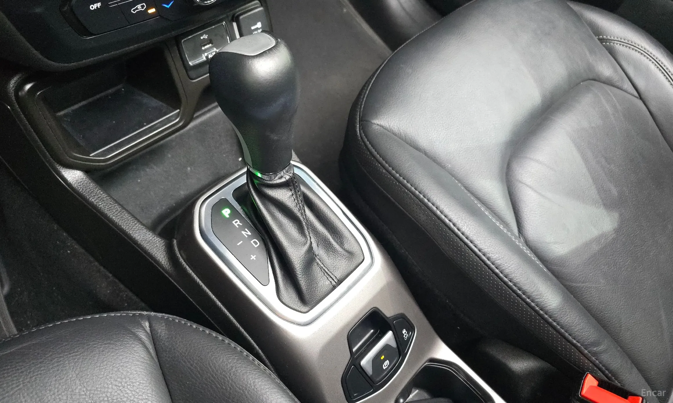 Jeep Renegade превью 9