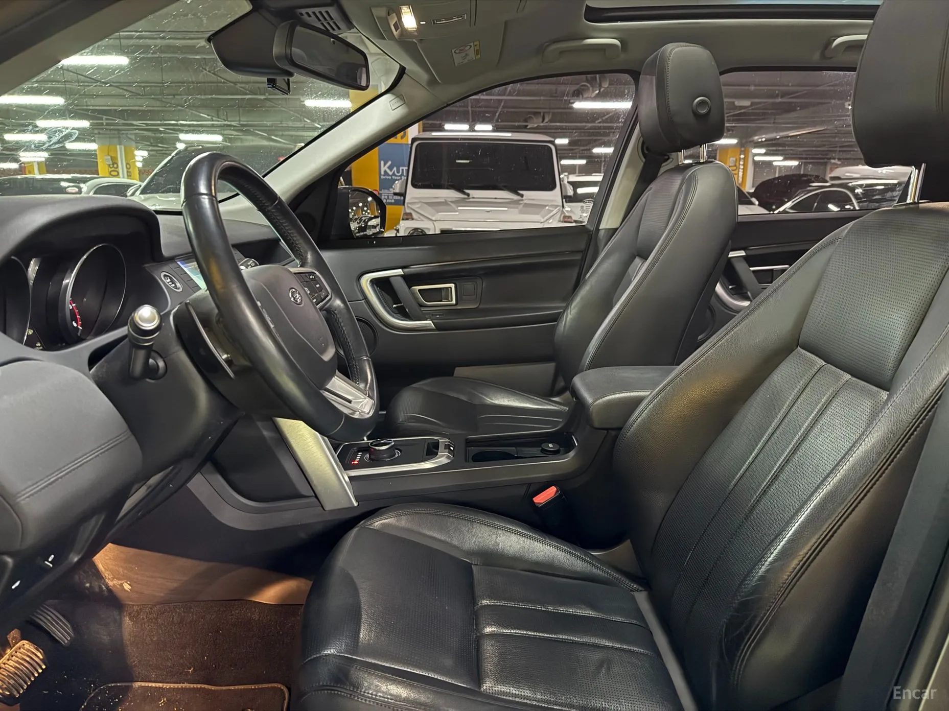 Land Rover Discovery Sports превью 10
