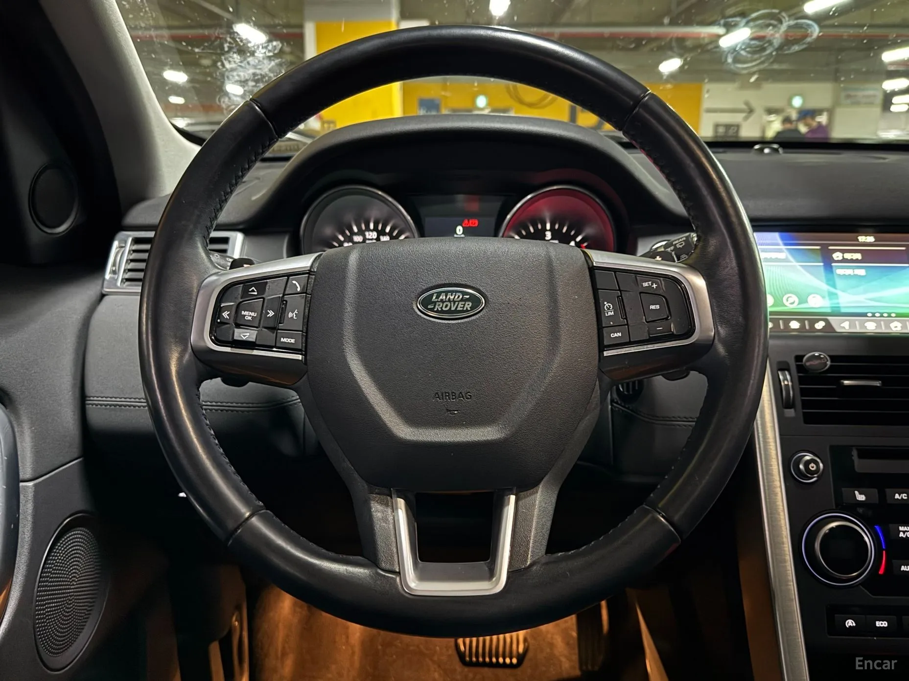 Land Rover Discovery Sports превью 13